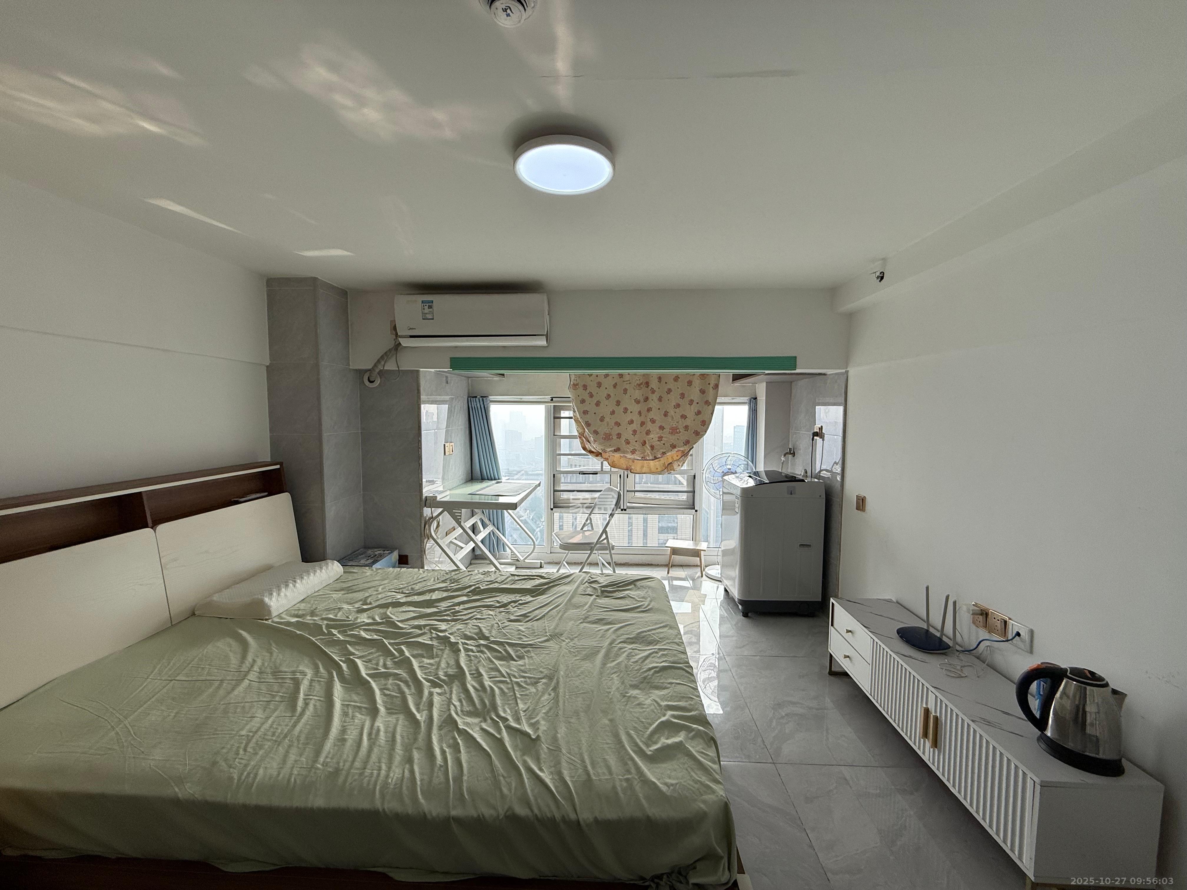 金地中交麓谷香颂(金地中交雅苑) 1室1厅1卫 1200.0元/月 金地中交麓谷香颂(金地中交雅苑) 1室1厅1卫 1200.0元/月室内图