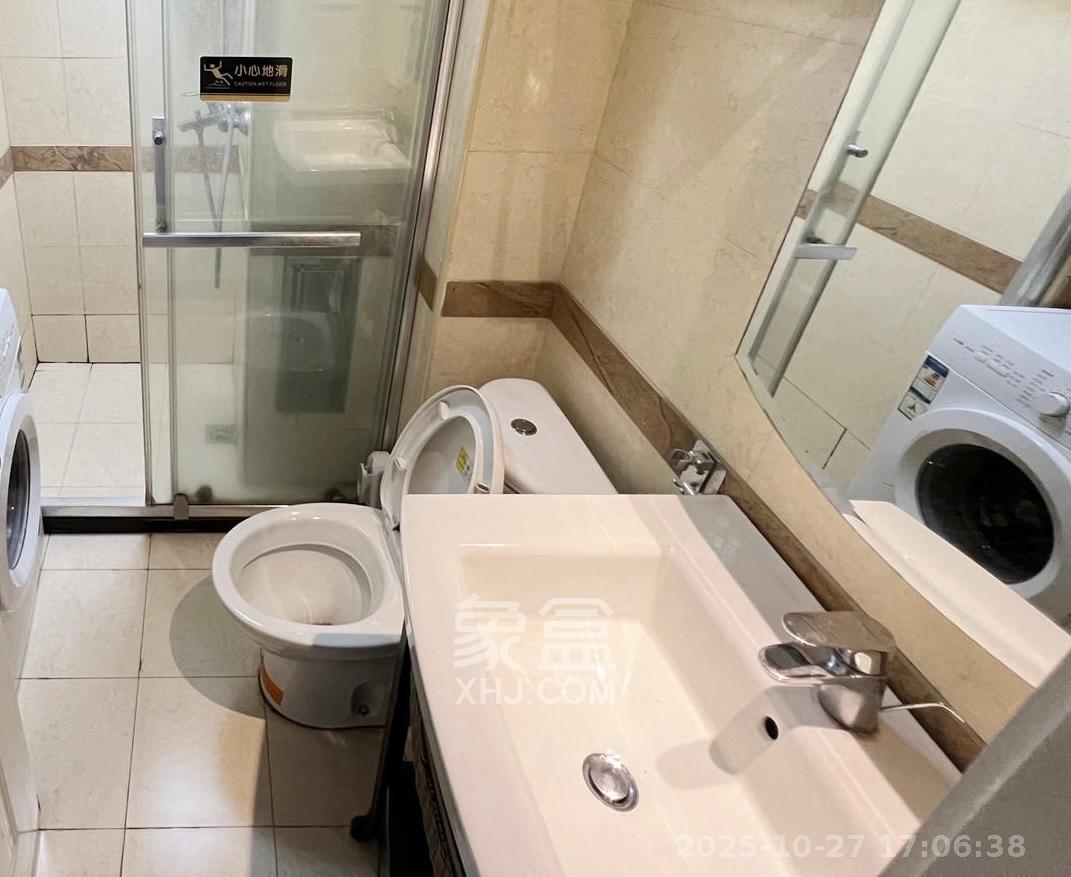 壹号公馆  1室1厅1卫    2500.0元/月 壹号公馆  1室1厅1卫    2500.0元/月