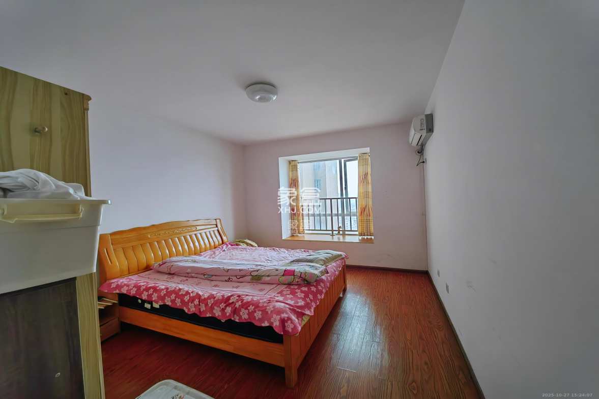 恒广国际景园一二区  3室2厅1卫    2200.0元/月 恒广国际景园一二区  3室2厅1卫    2200.0元/月室内图