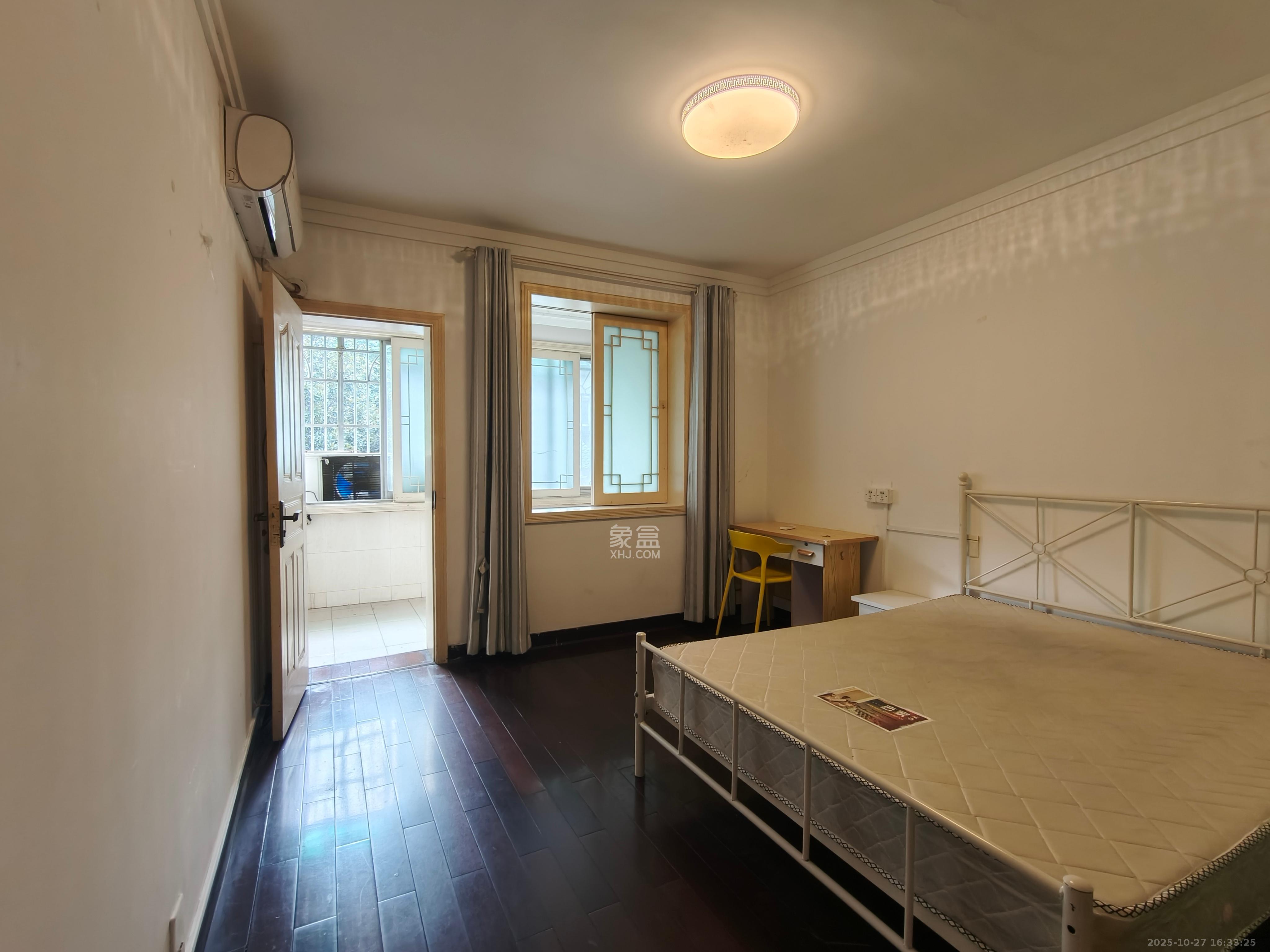 学宫街119号/原学宫街商住楼  3室1厅1卫    2500.0元/月室内图