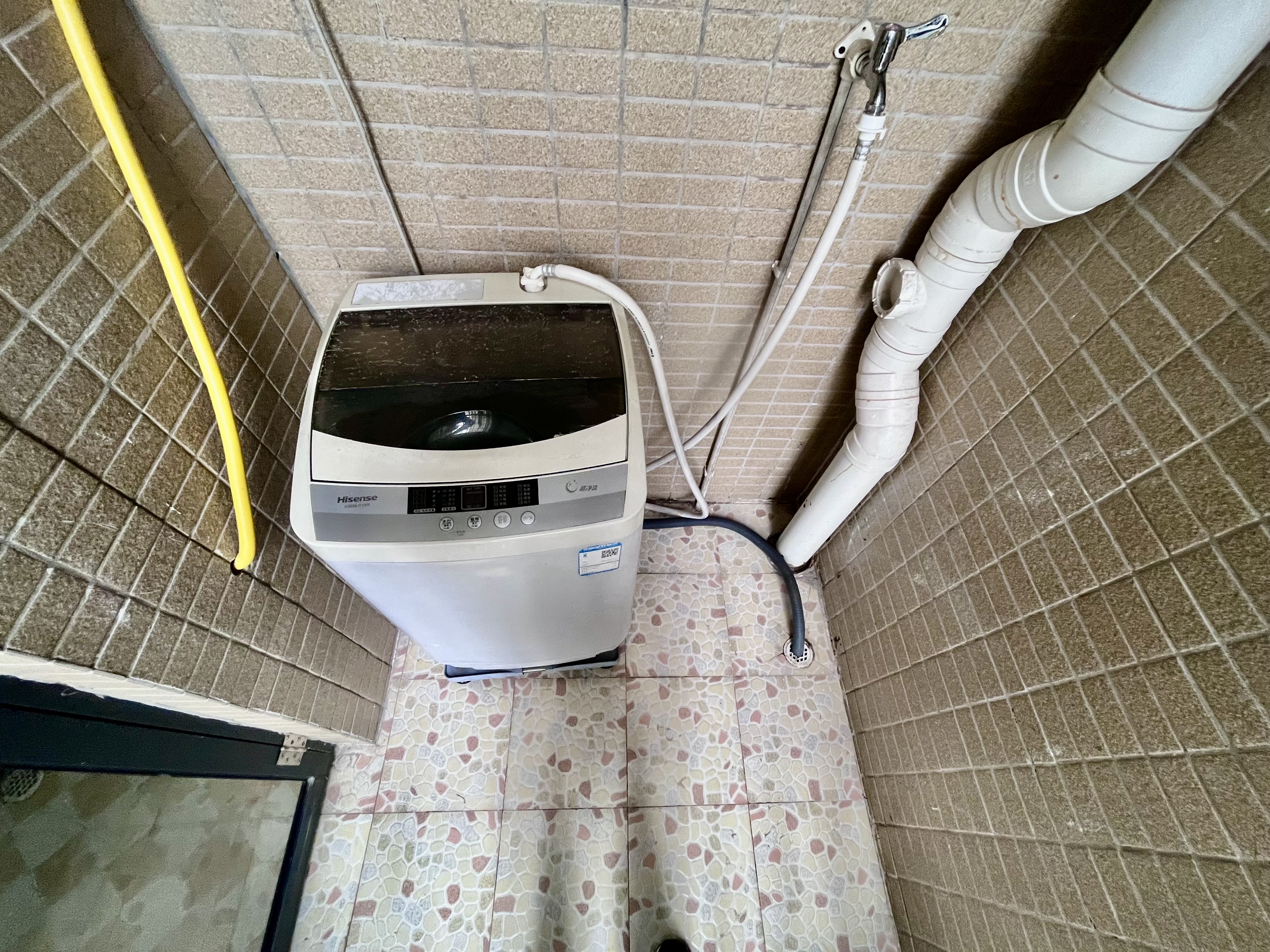 红城湖延长线(别名:滨江华庭) 2室2厅1卫 2300.0元/月 红城湖延长线(别名:滨江华庭) 2室2厅1卫 2300.0元/月室内图