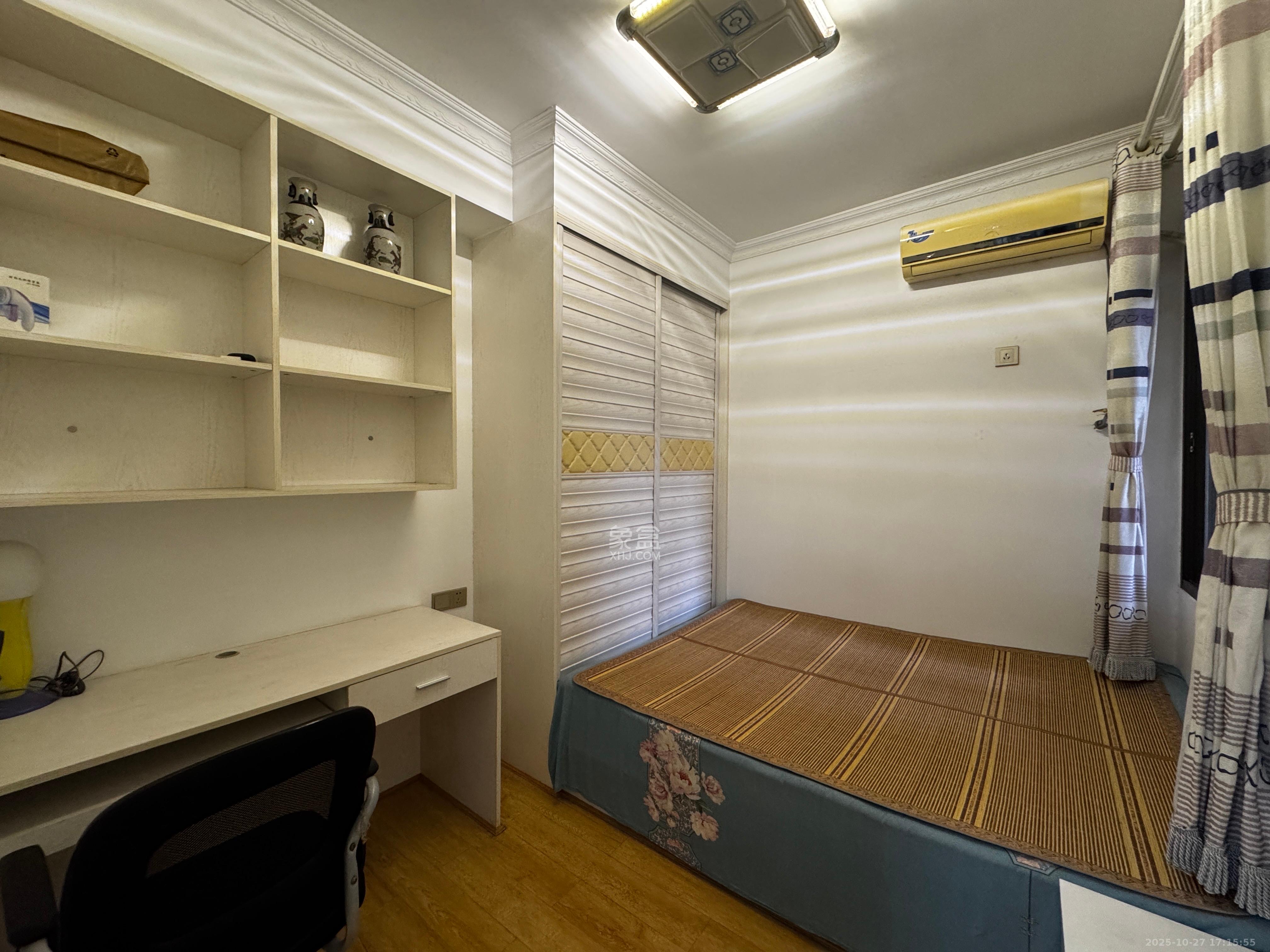 欧莱雅郡  3室2厅1卫    1800.0元/月室内图