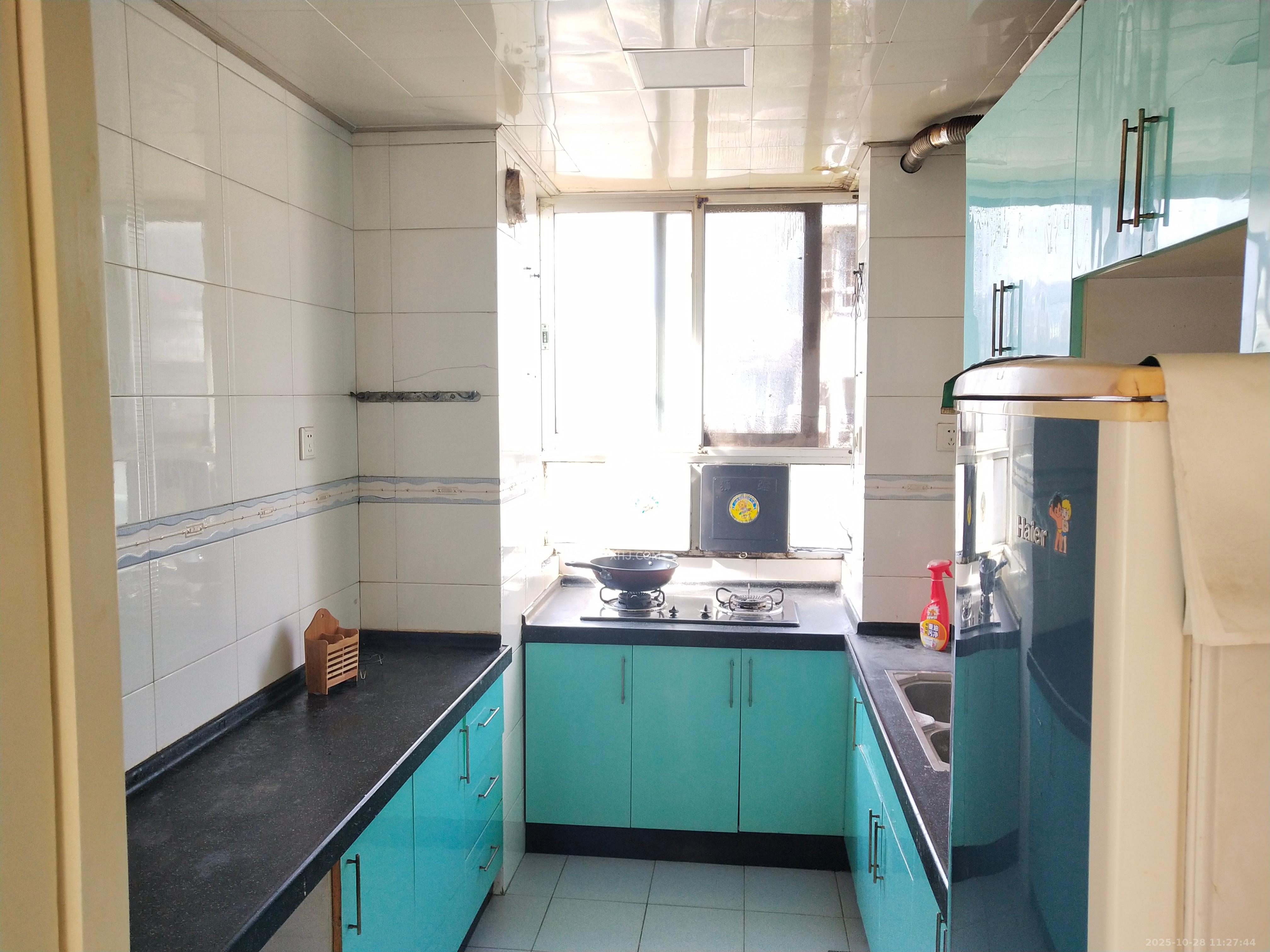 新世纪家园  2室1厅1卫    2000.0元/月室内图