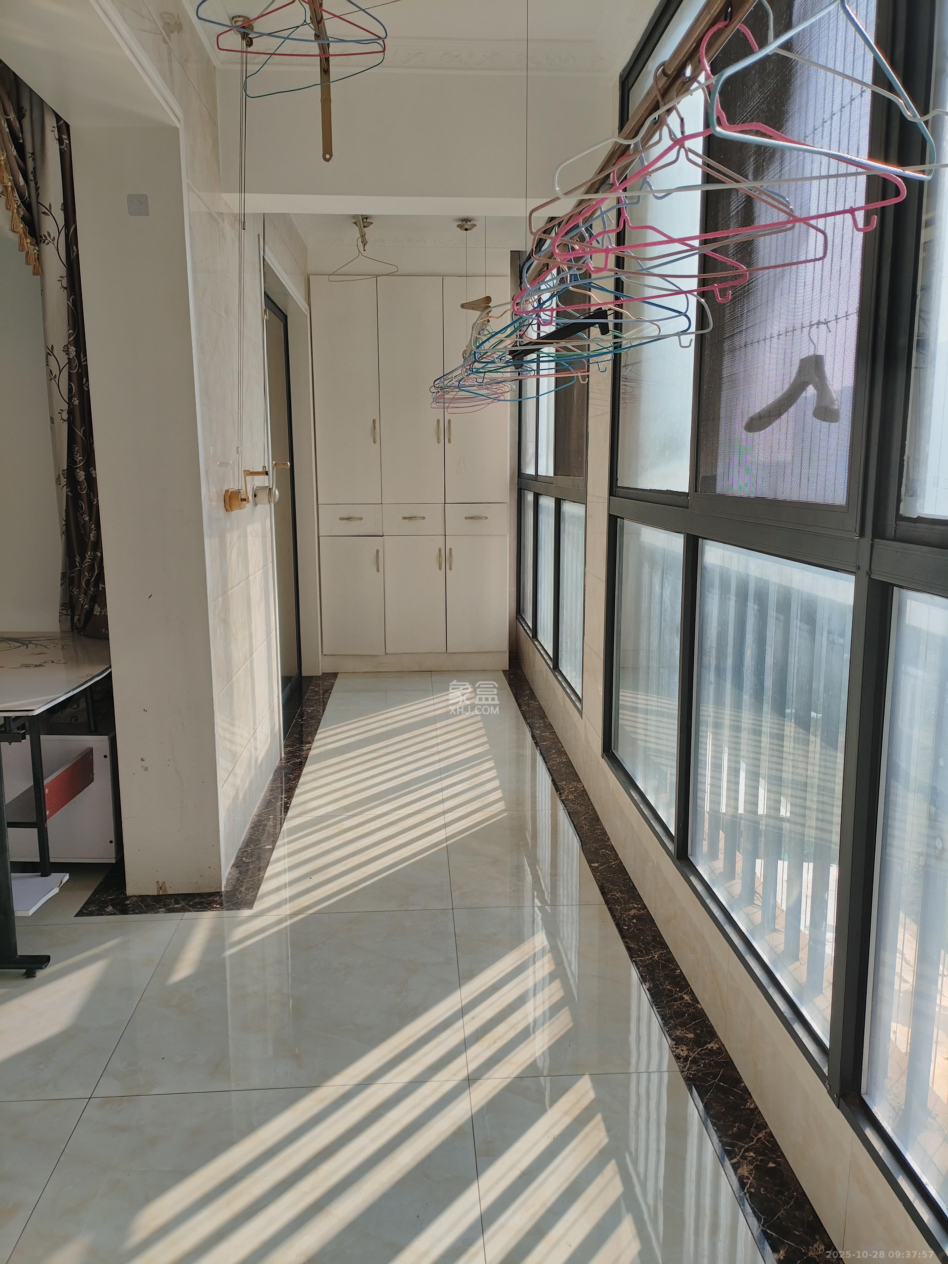 深业睿城  4室2厅2卫    2700.0元/月室内图