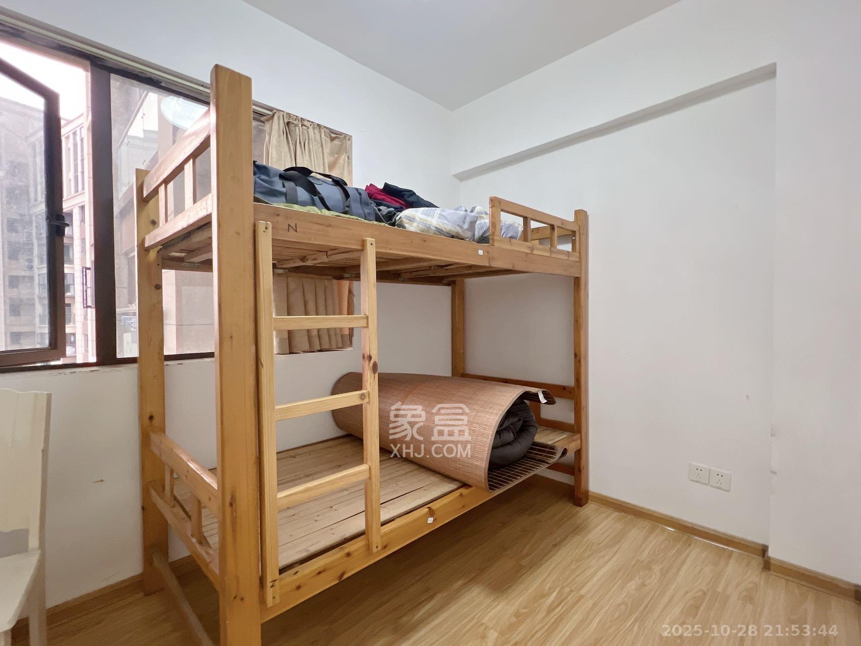 南山雍江汇（滨江国际新城）  3室2厅2卫    3200.0元/月室内图