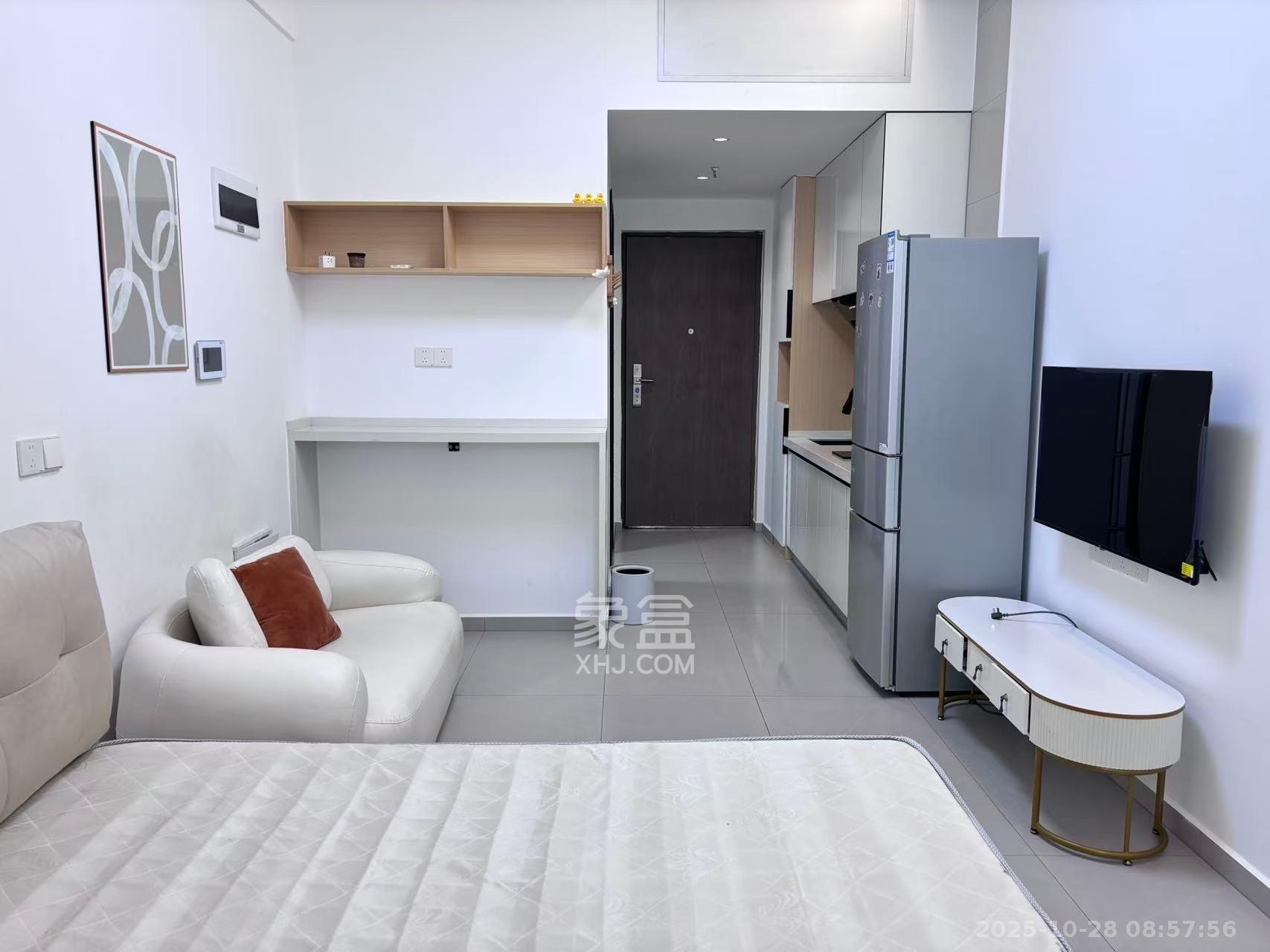 新城悦隽公园  1室1厅1卫    1400.0元/月