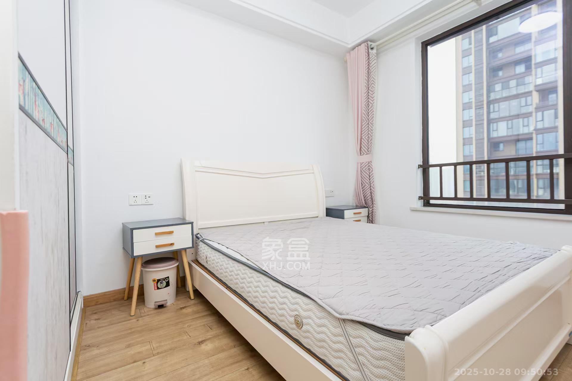 龙湖湘风原著(龙湖湘风星城)  4室2厅2卫    2500.0元/月 龙湖湘风原著(龙湖湘风星城)  4室2厅2卫    2500.0元/月室内图