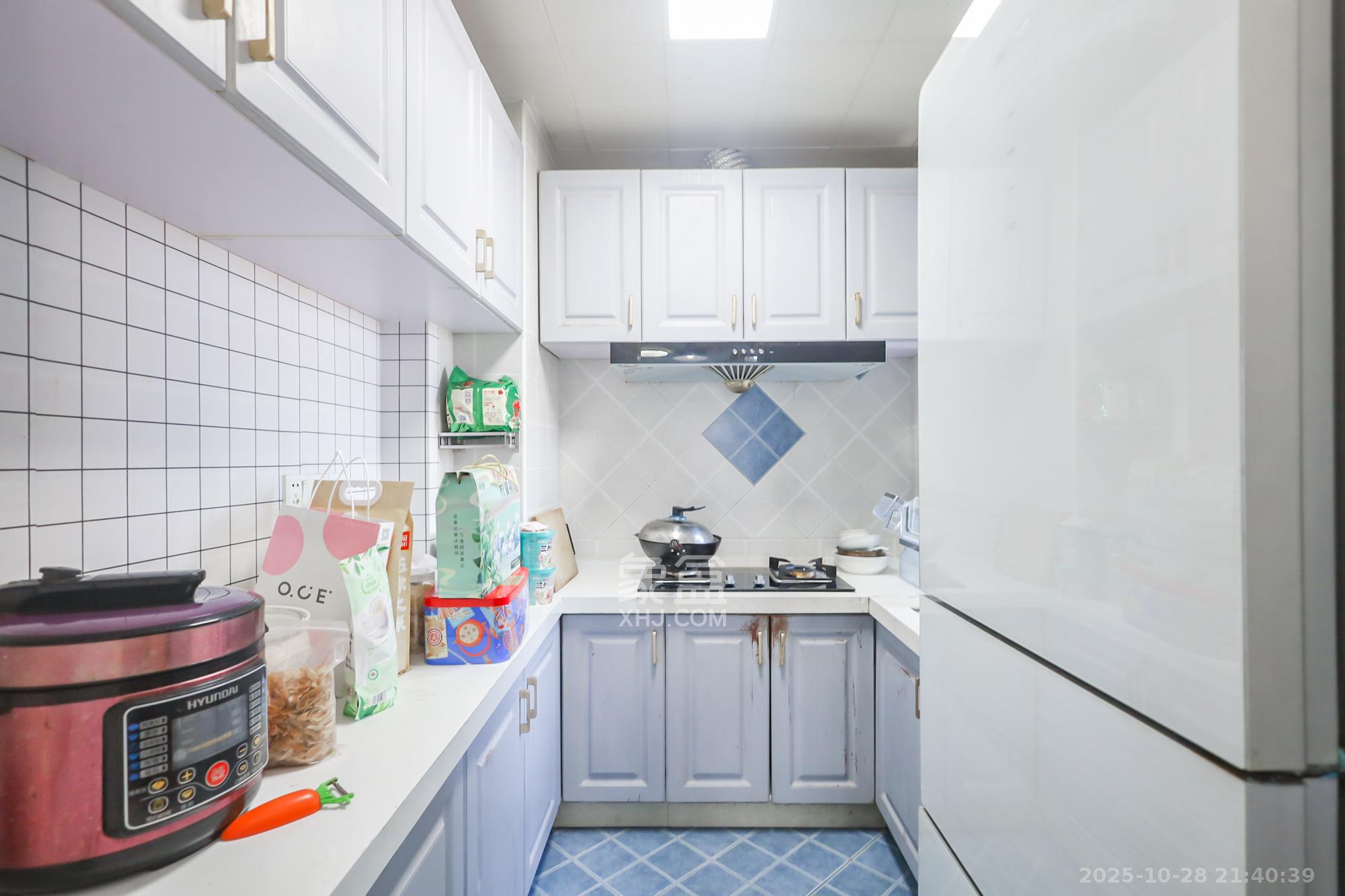 胜家雅苑  3室2厅1卫    140.0万厨房