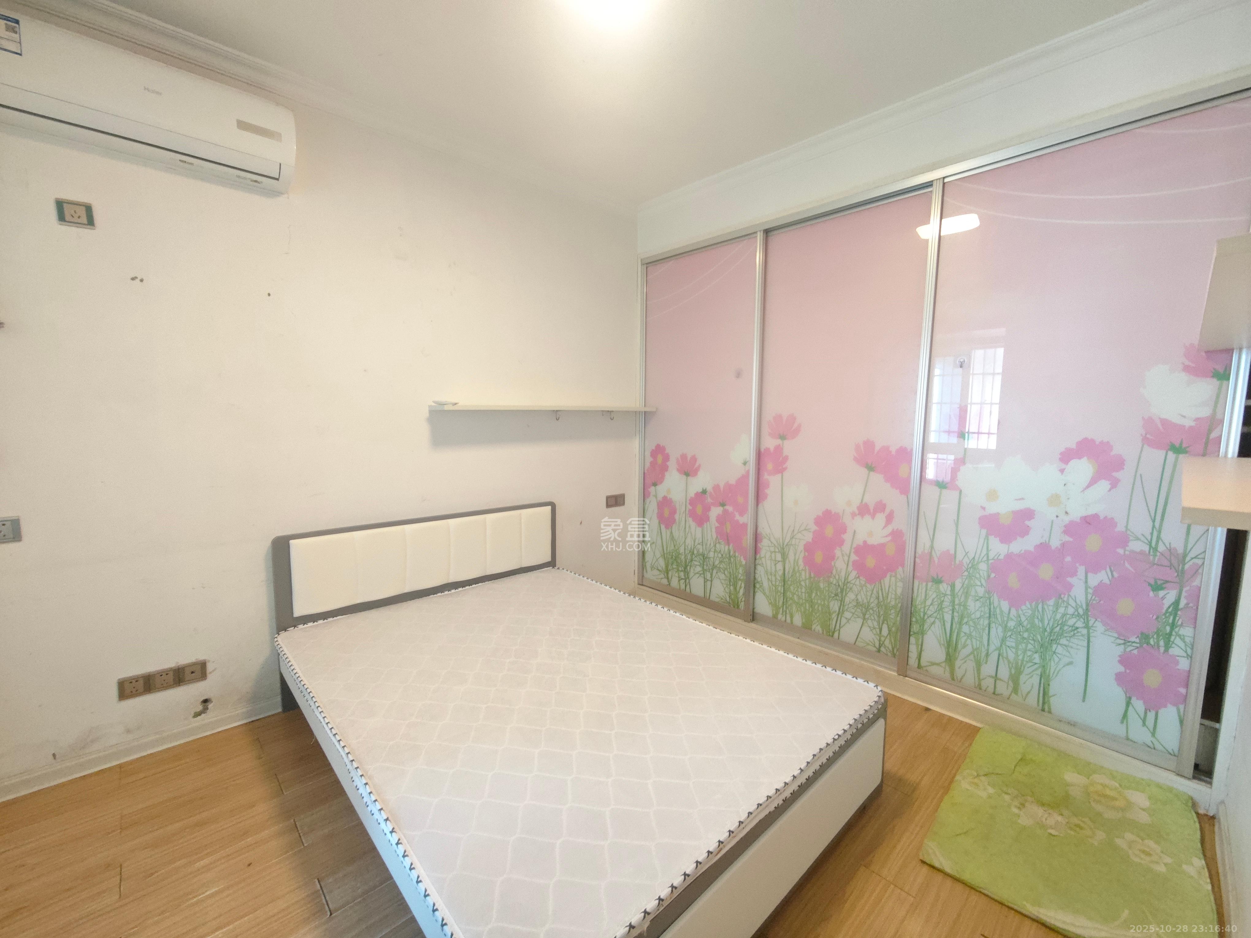 五一新村安置小区（永定社区、永兴社区、永祥社区）  3室2厅2卫    2300.0元/月室内图