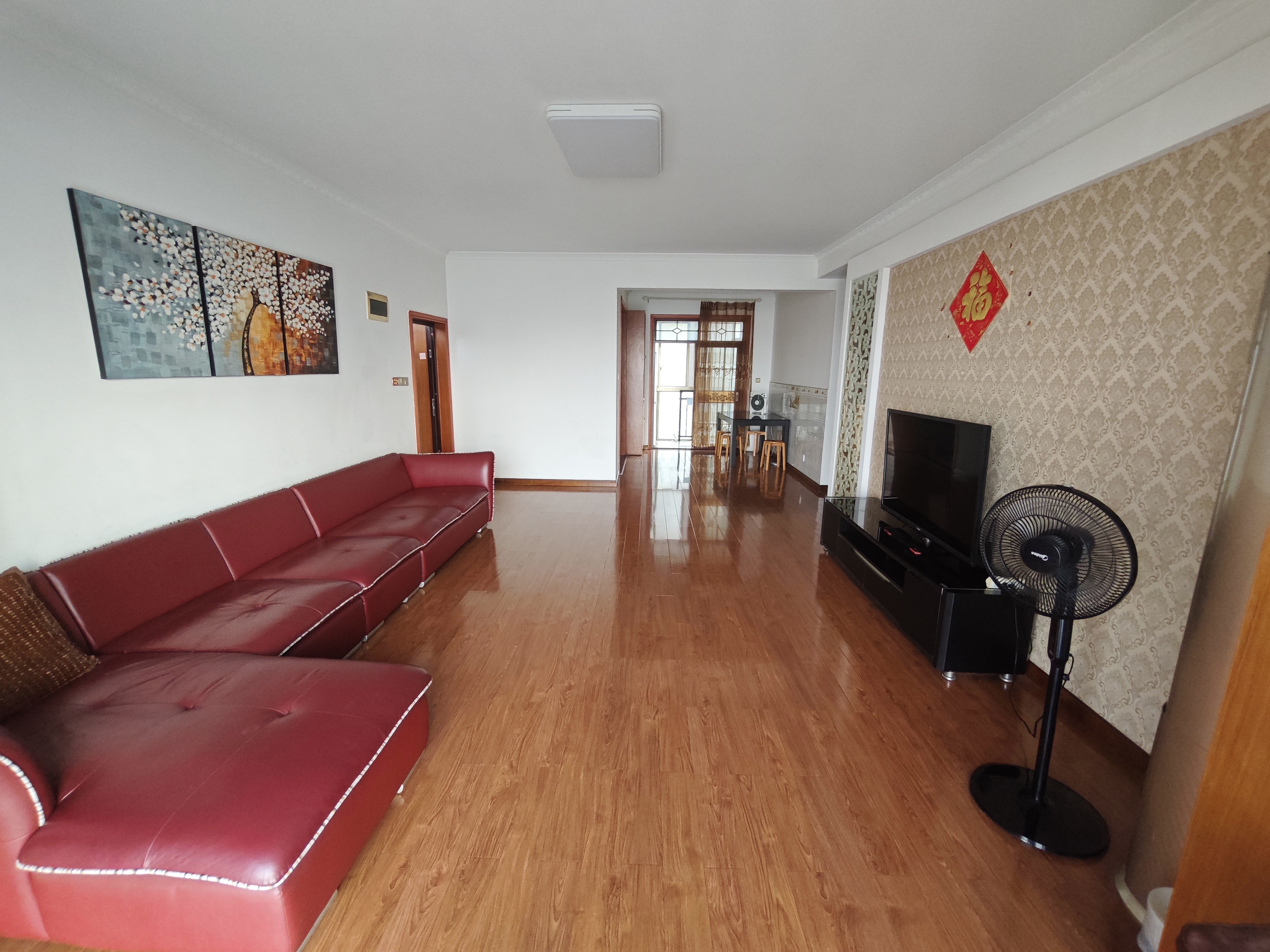 南风苑 3室2厅2卫 70.8万 南风苑 3室2厅2卫 70.8万客厅