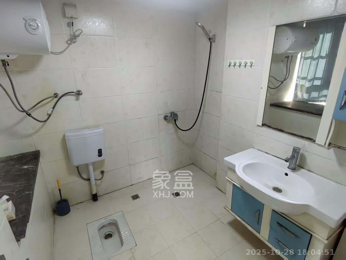 长沙县gp小区  1室2厅2卫    1800.0元/月室内图