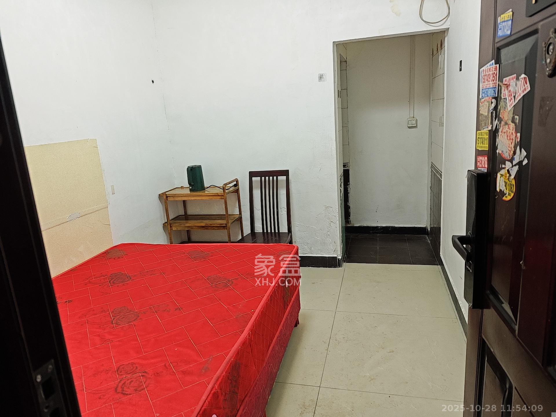 福临阁  1室0厅1卫    900.0元/月 福临阁  1室0厅1卫    900.0元/月室内图1