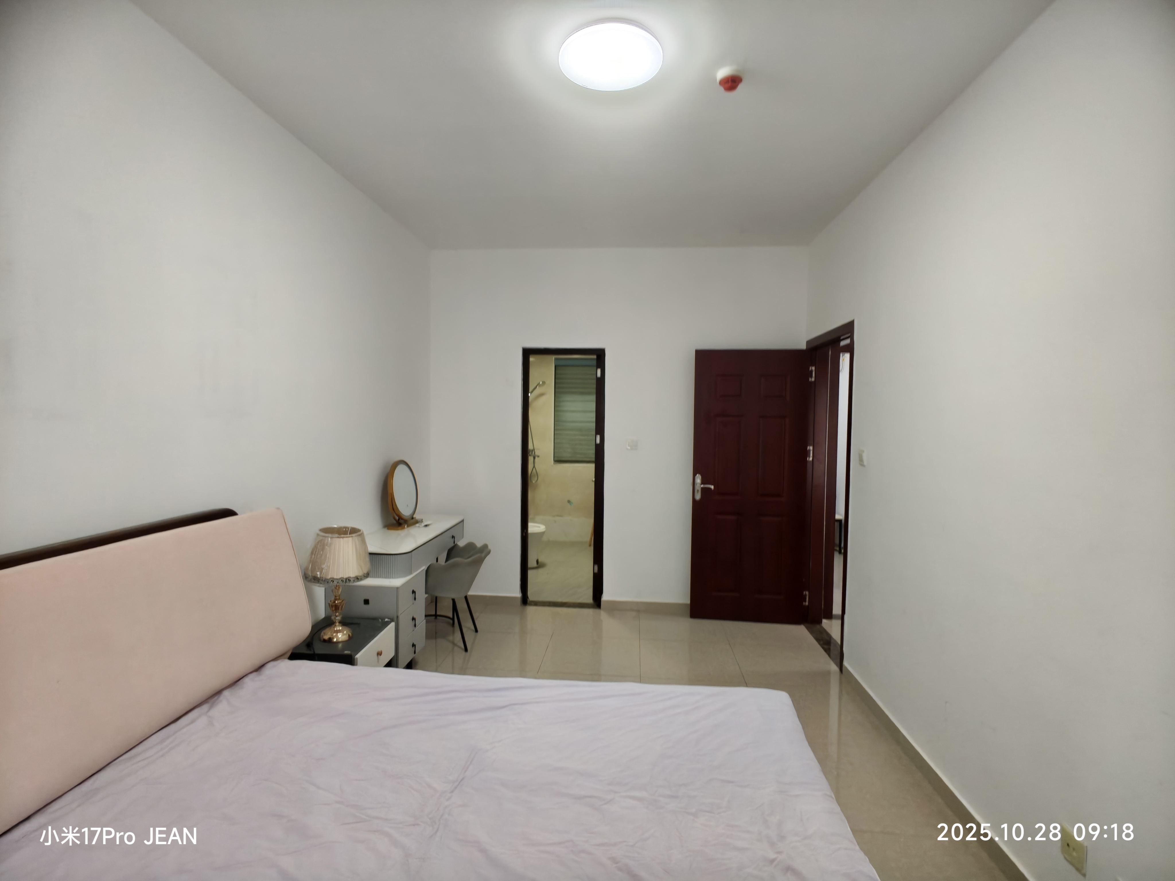 中交怡湖雅苑 1室0厅0卫 2800.0元/月 中交怡湖雅苑 1室0厅0卫 2800.0元/月室内图