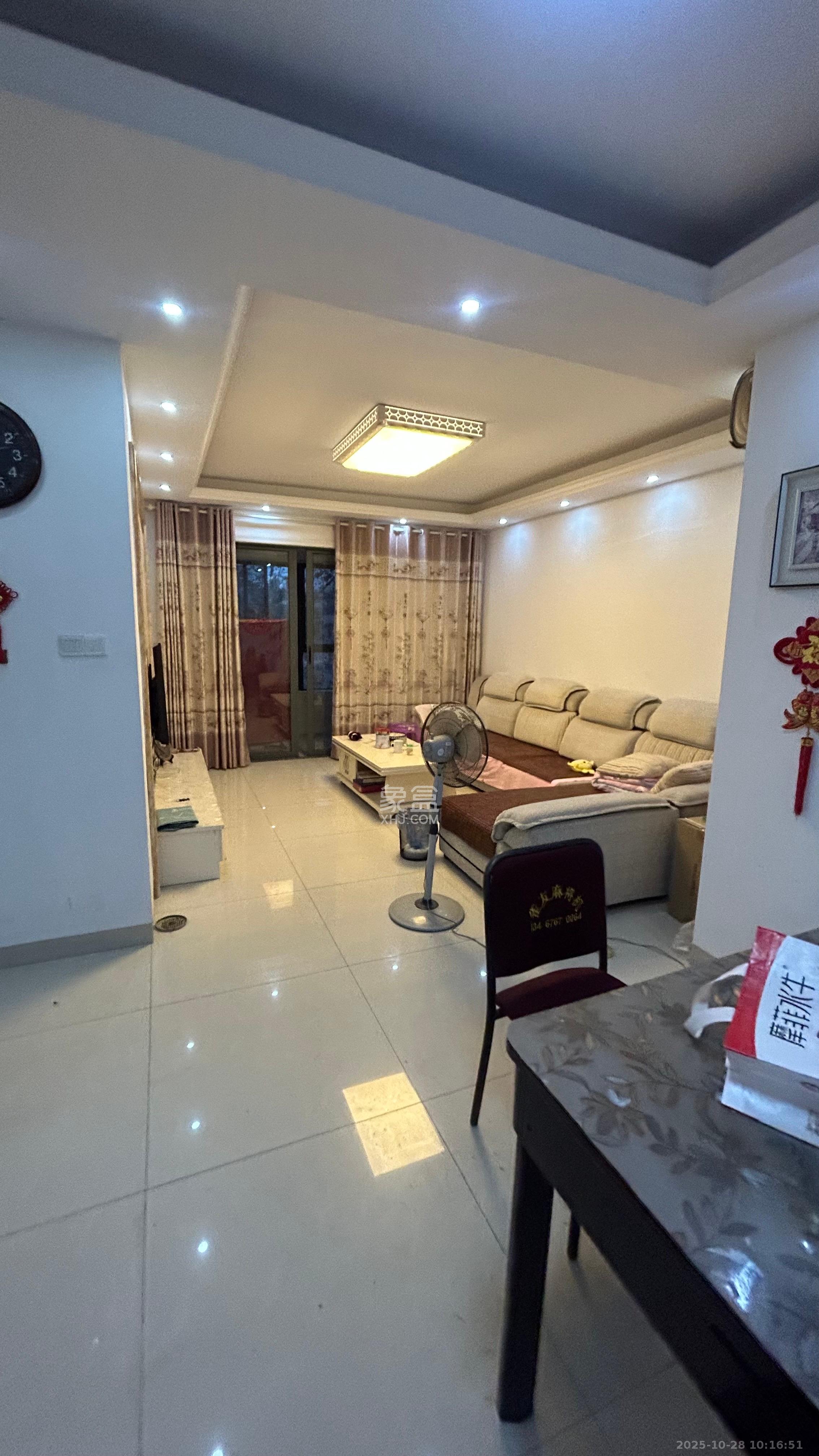 和美星城  2室2厅1卫    1600.0元/月室内图