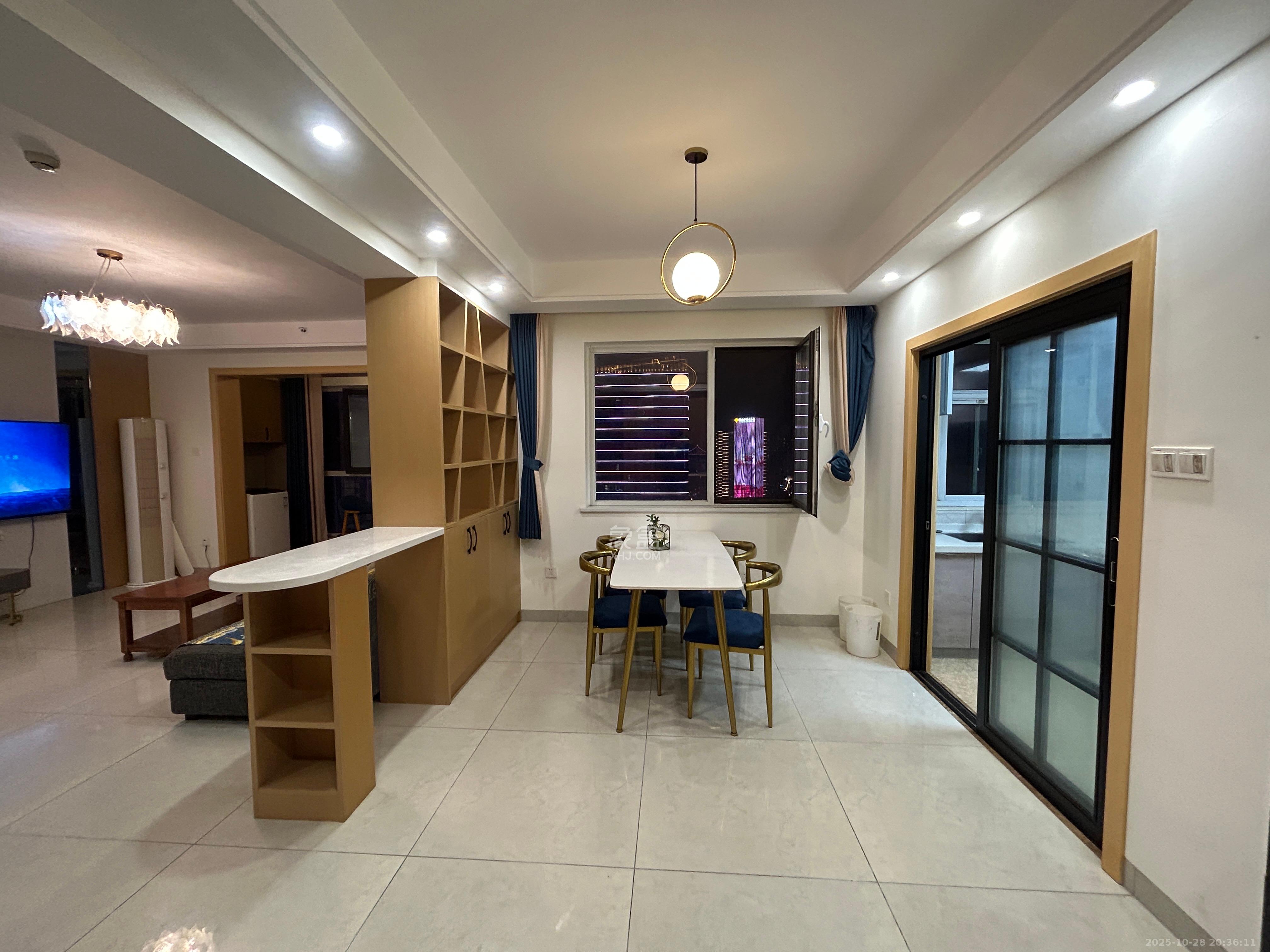 北辰三角洲C2区  3室2厅2卫    4800.0元/月室内图