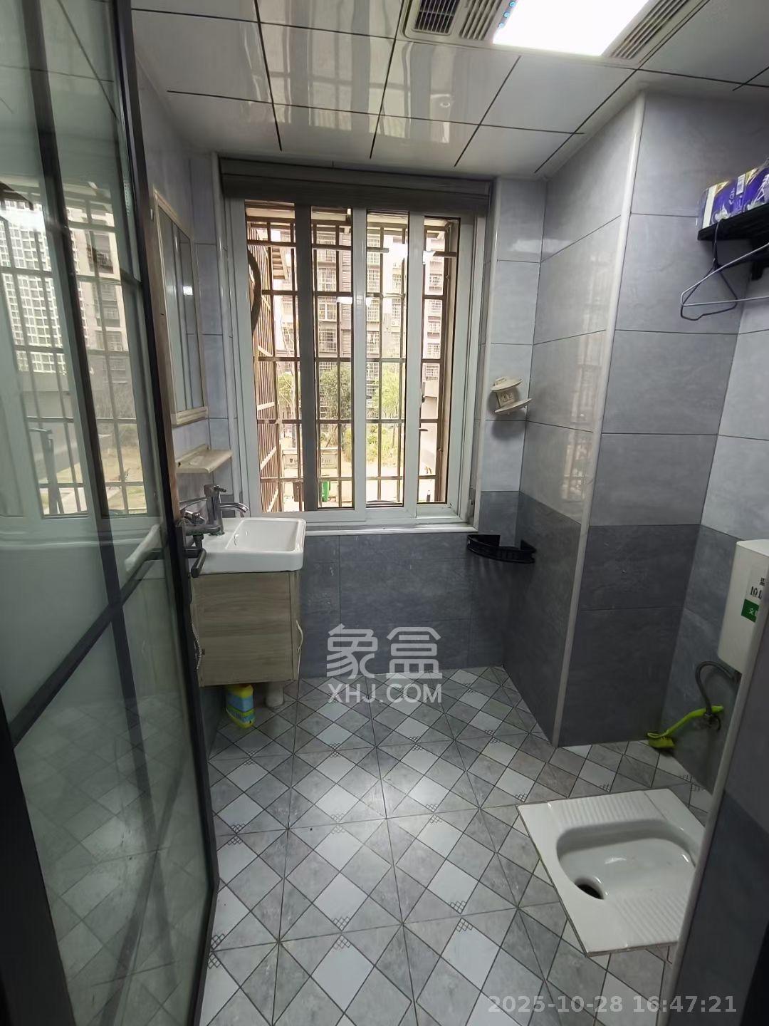 桥头家苑一期  1室1厅1卫    1250.0元/月 桥头家苑一期  1室1厅1卫    1250.0元/月室内图