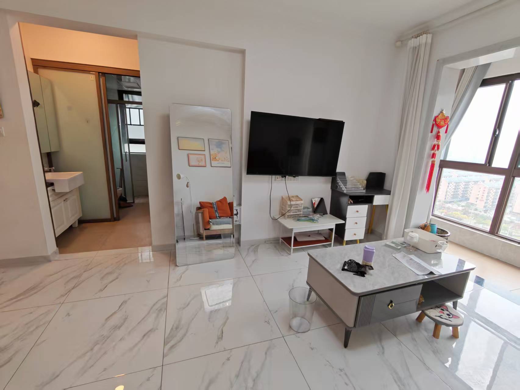 华耀碧桂园十里江湾誉峯 2室1厅1卫 1900.0元/月 华耀碧桂园十里江湾誉峯 2室1厅1卫 1900.0元/月室内图