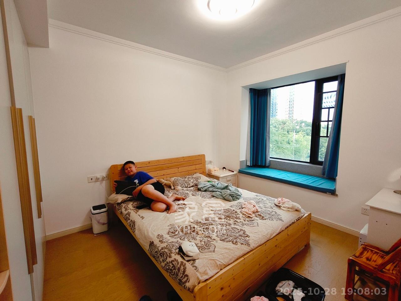 万科金色梦想B区  3室2厅2卫    3000.0元/月 万科金色梦想B区  3室2厅2卫    3000.0元/月室内图