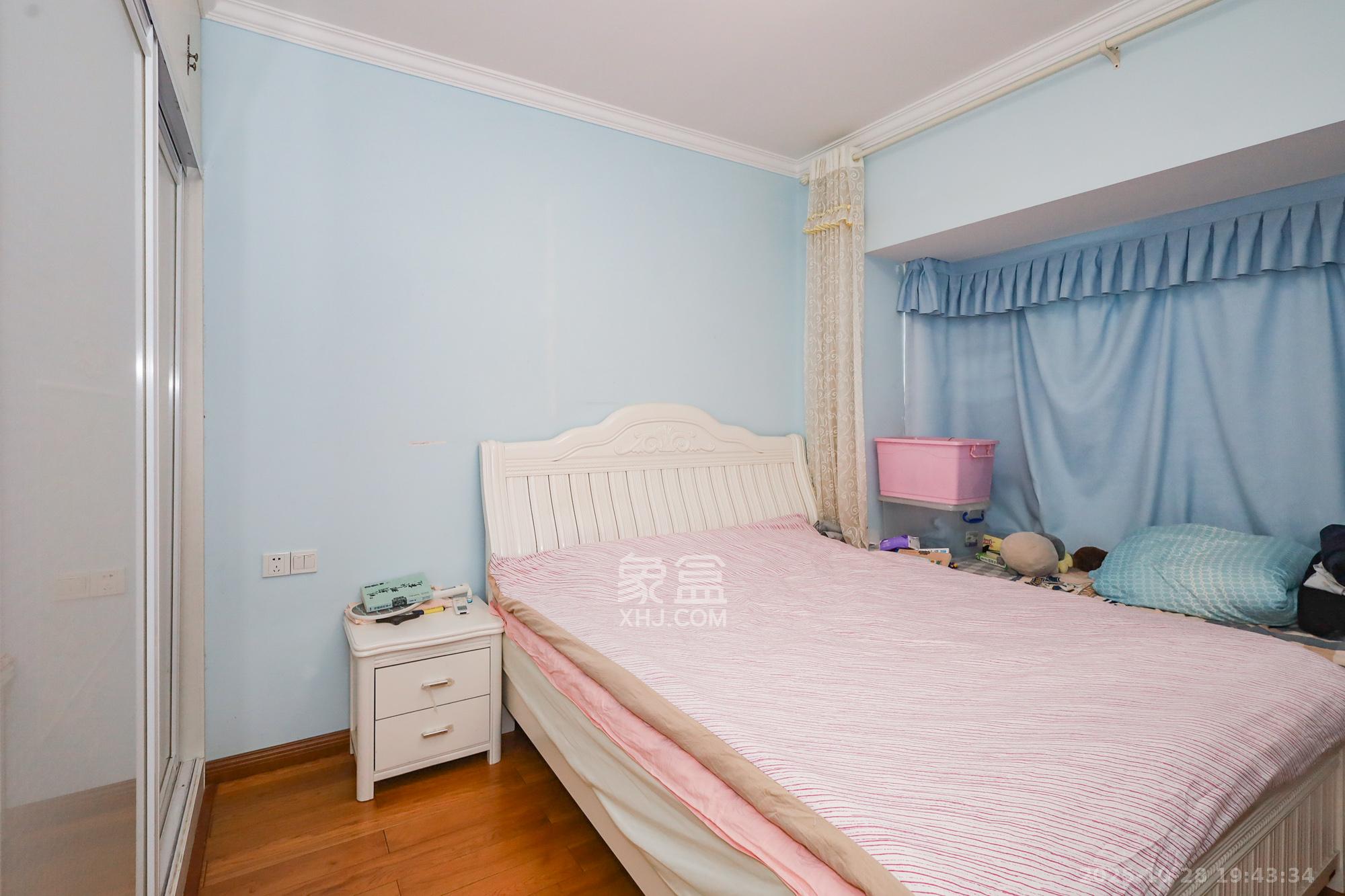 钰龙天下二期(钰龙佳园)  3室2厅2卫    265.0万 钰龙天下二期(钰龙佳园)  3室2厅2卫    265.0万卧室