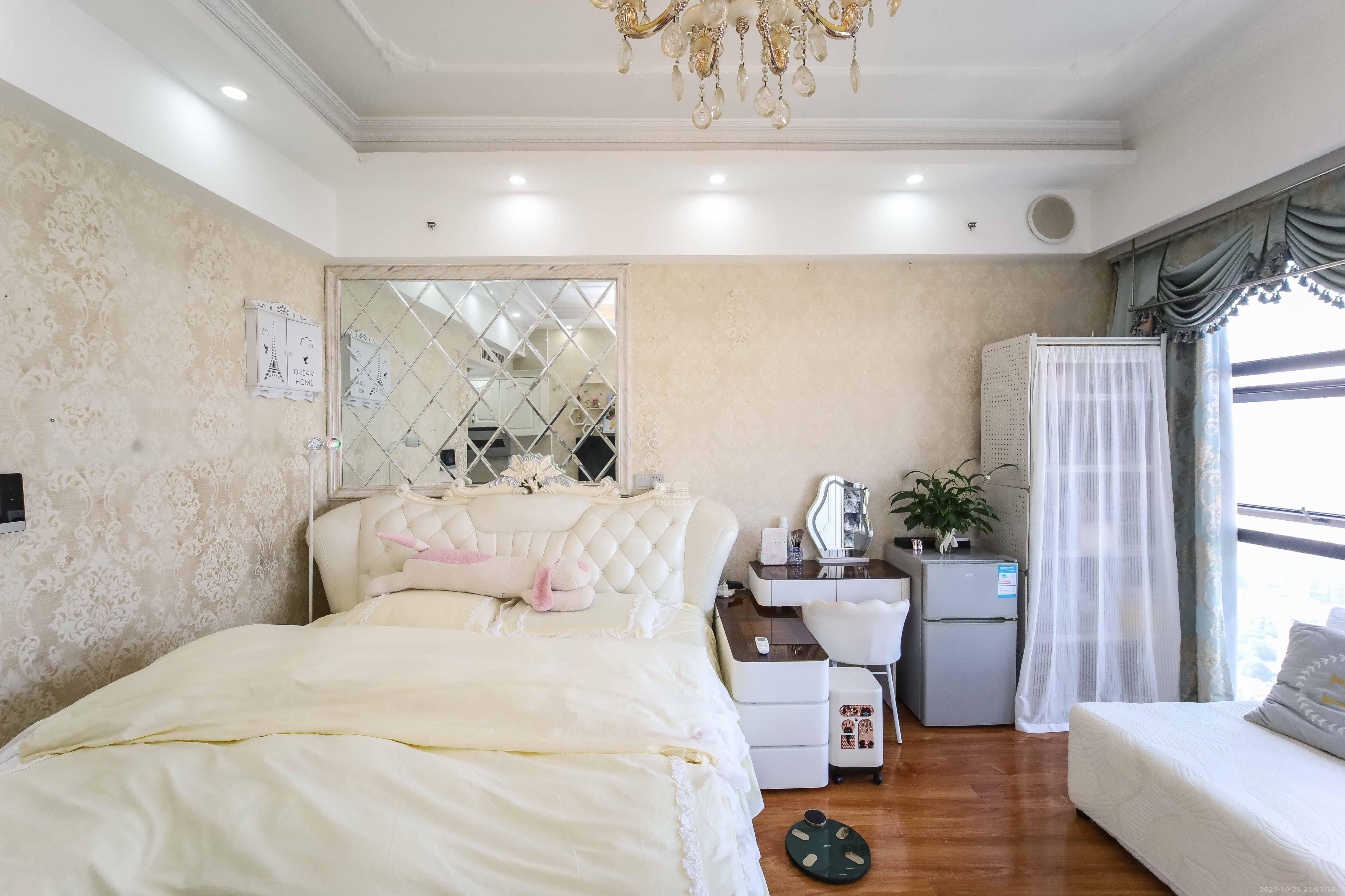 红橡华园(菲莎公馆)  1室1厅1卫    31.0万卧室