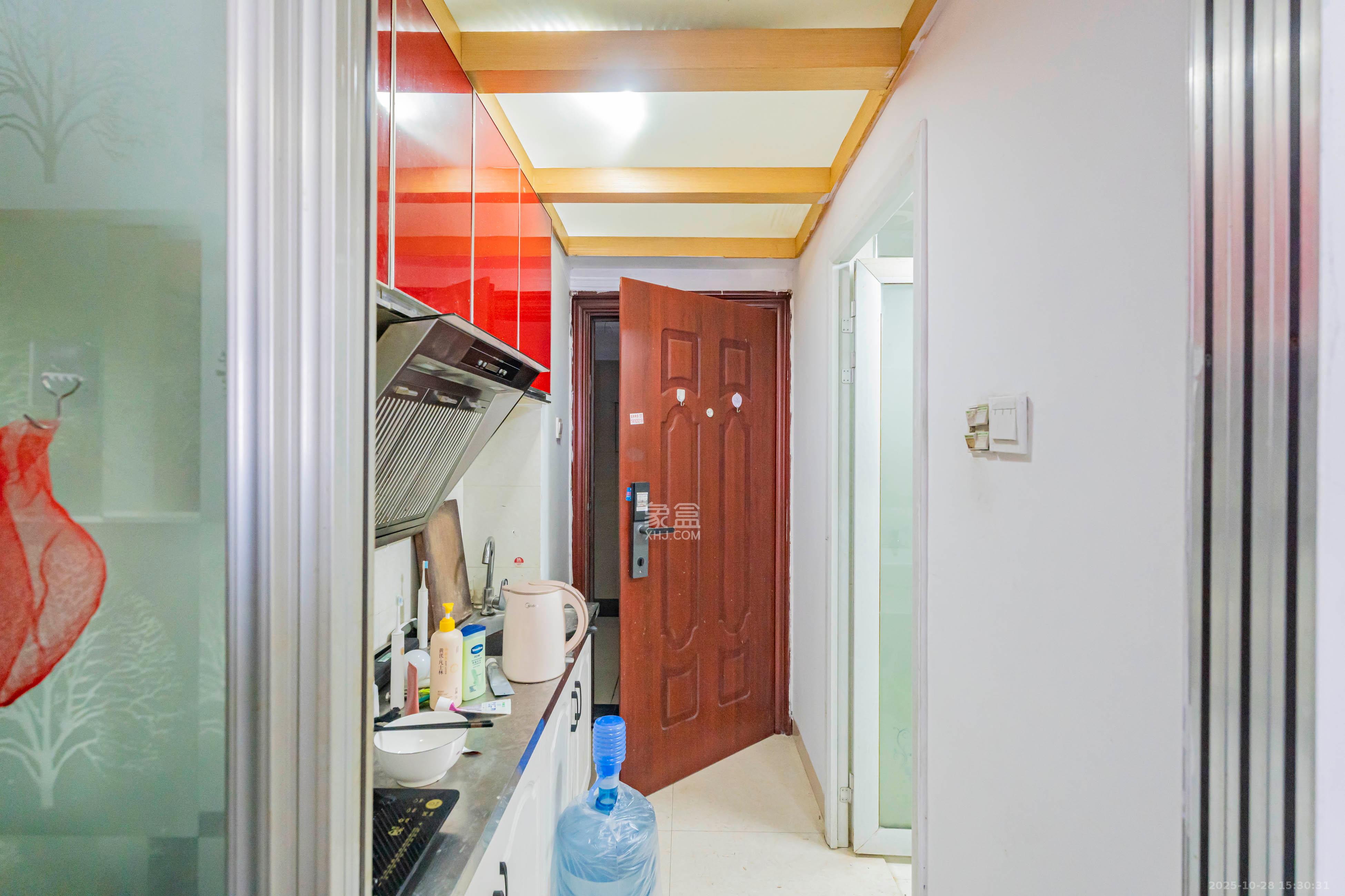 名富公寓  1室1厅1卫    21.0万厨房