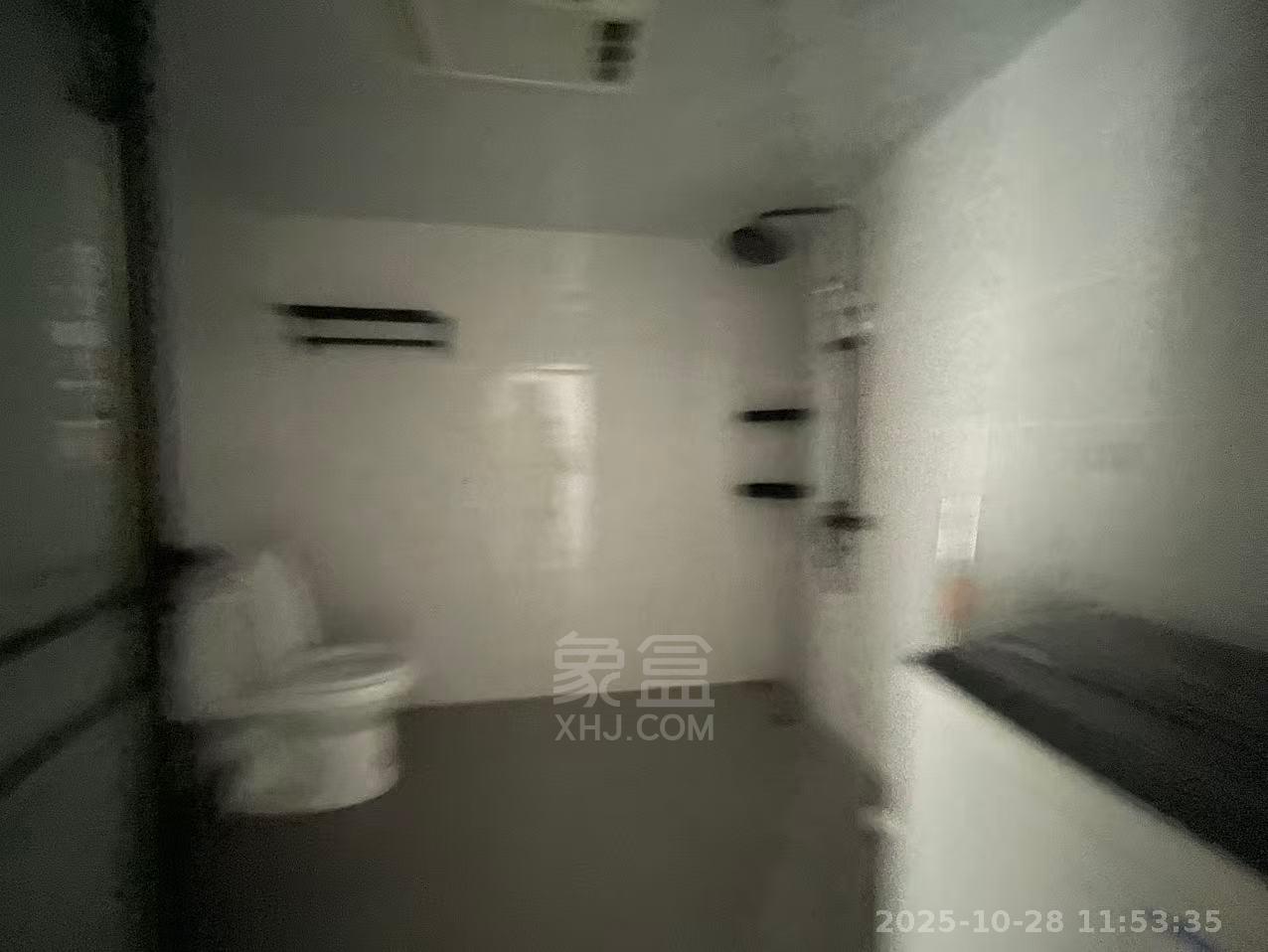 流金岁月-华晨国际  1室1厅1卫    1500.0元/月 流金岁月-华晨国际  1室1厅1卫    1500.0元/月室内图