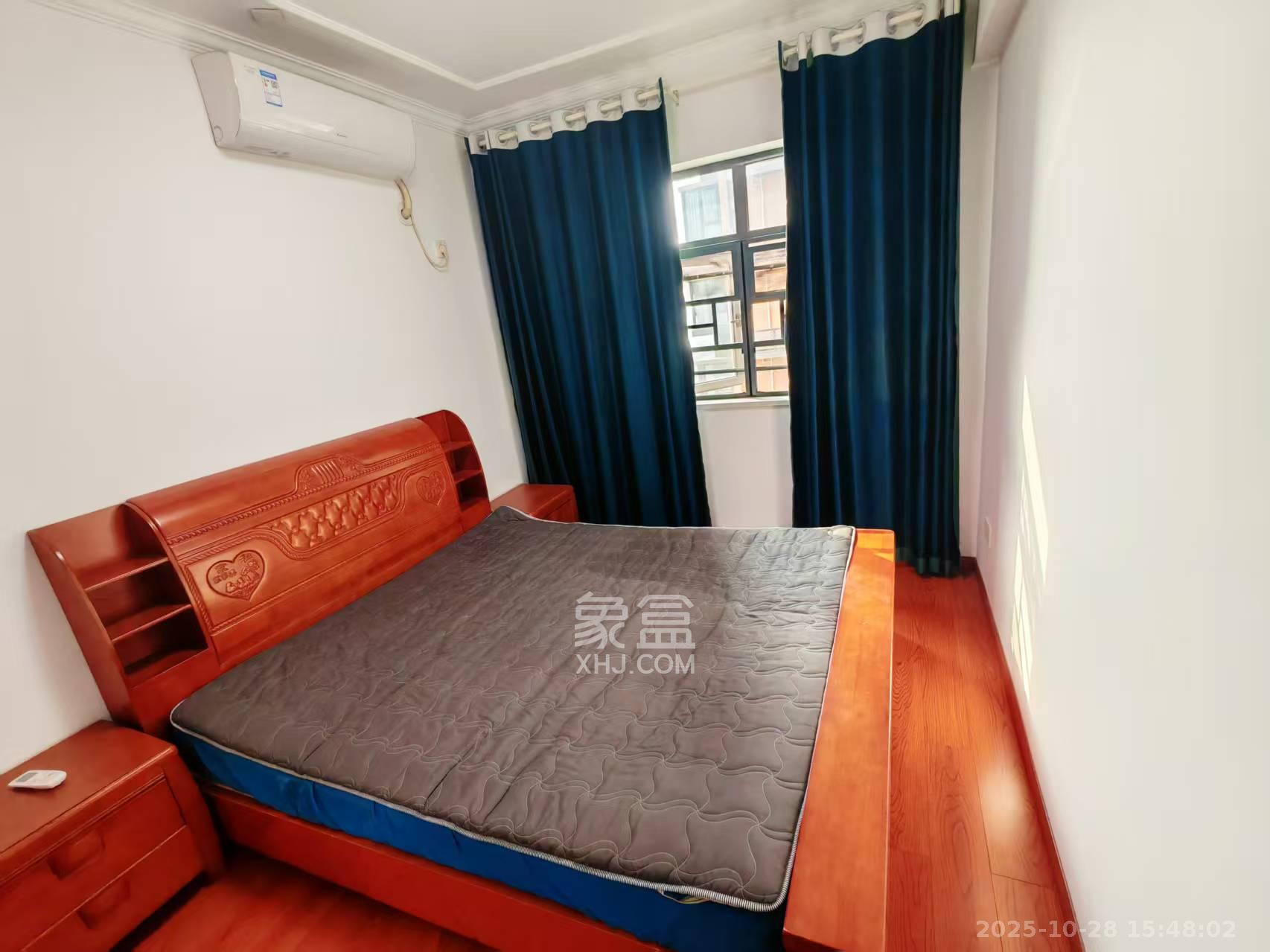 天健城  3室2厅1卫    3500.0元/月 天健城  3室2厅1卫    3500.0元/月室内图