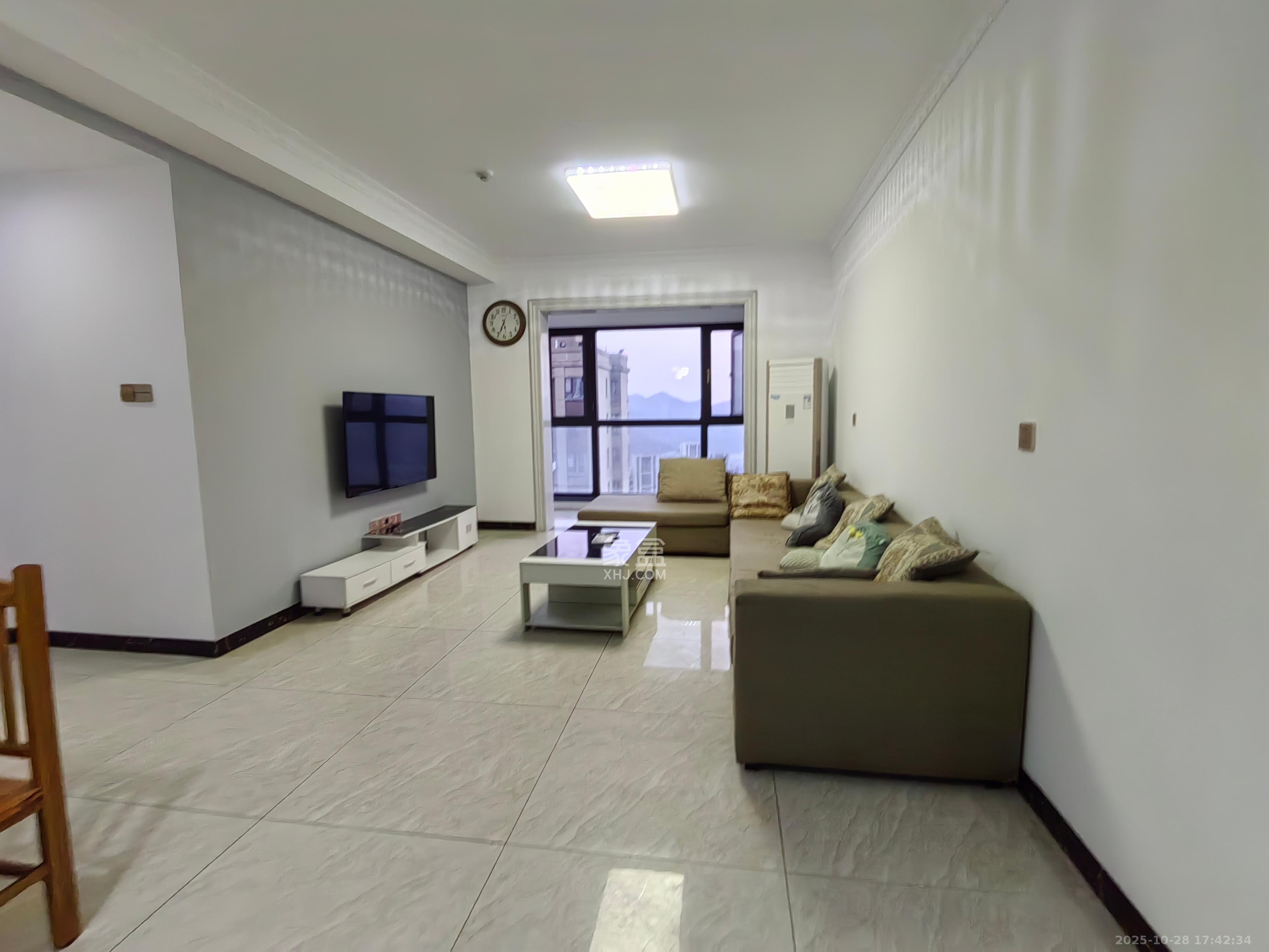 卓越浅水湾 3室2厅2卫 2500.0元/月 卓越浅水湾 3室2厅2卫 2500.0元/月室内图