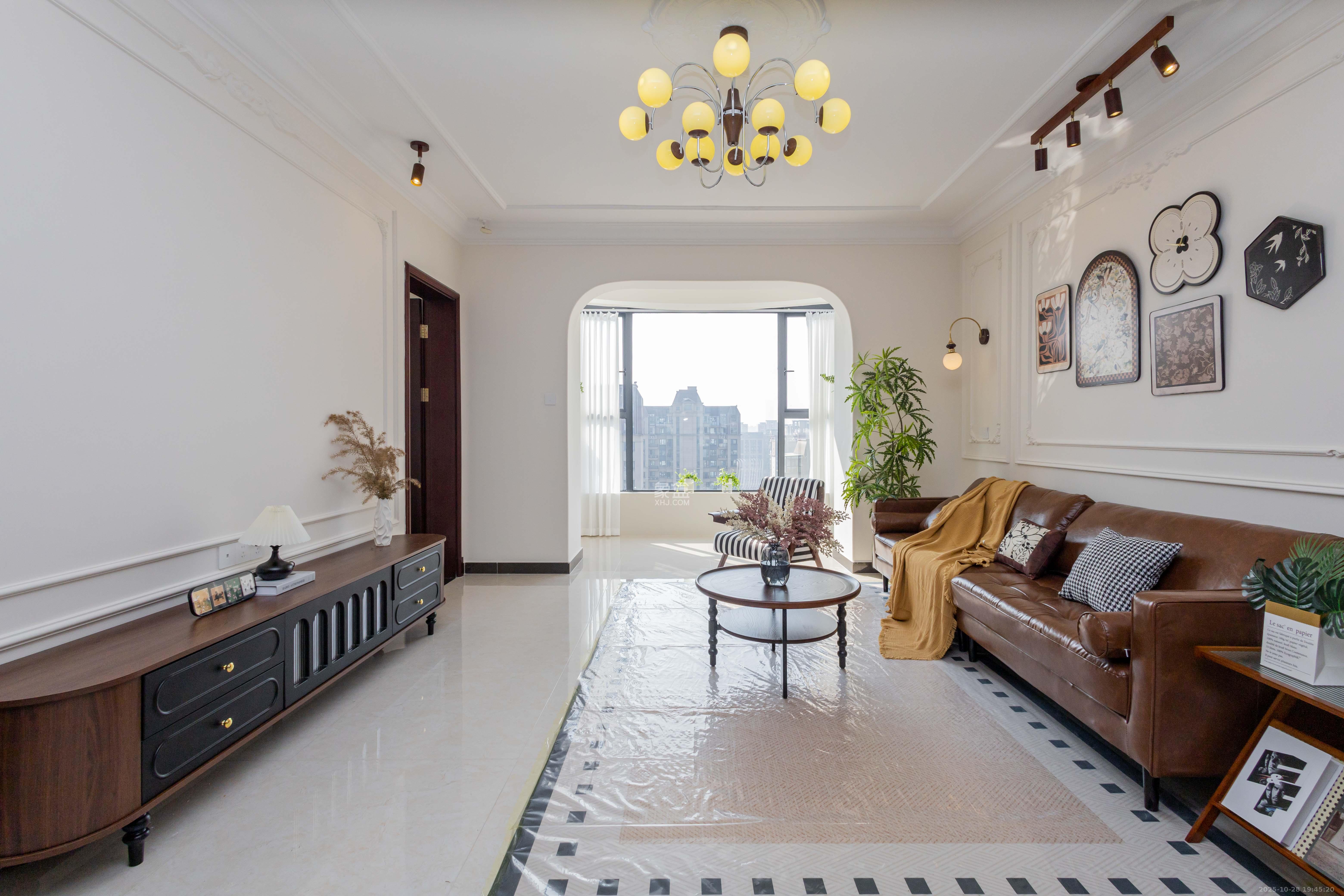 恒大江湾 4室2厅2卫 132.8万 恒大江湾 4室2厅2卫 132.8万客厅