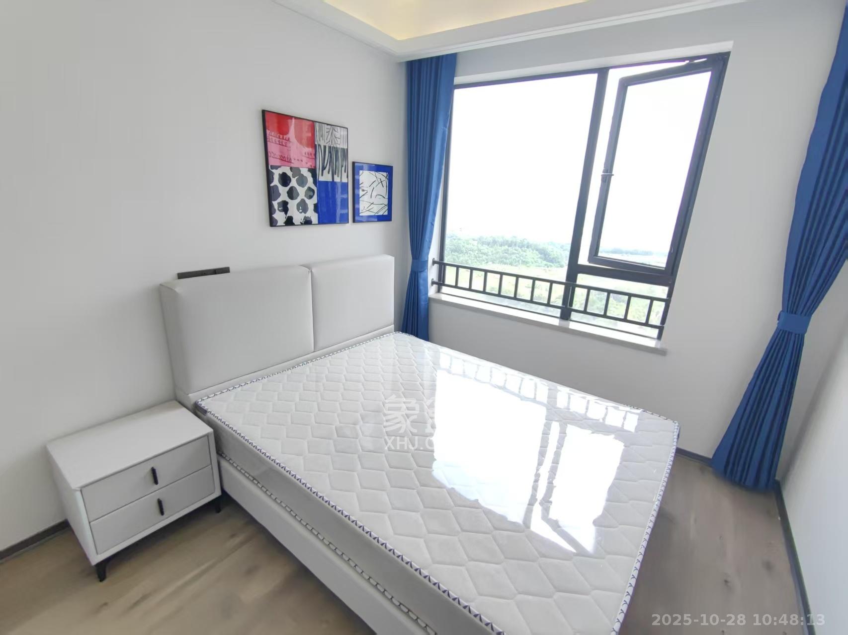 荣盛锦绣学府  3室2厅2卫    3000.0元/月室内图