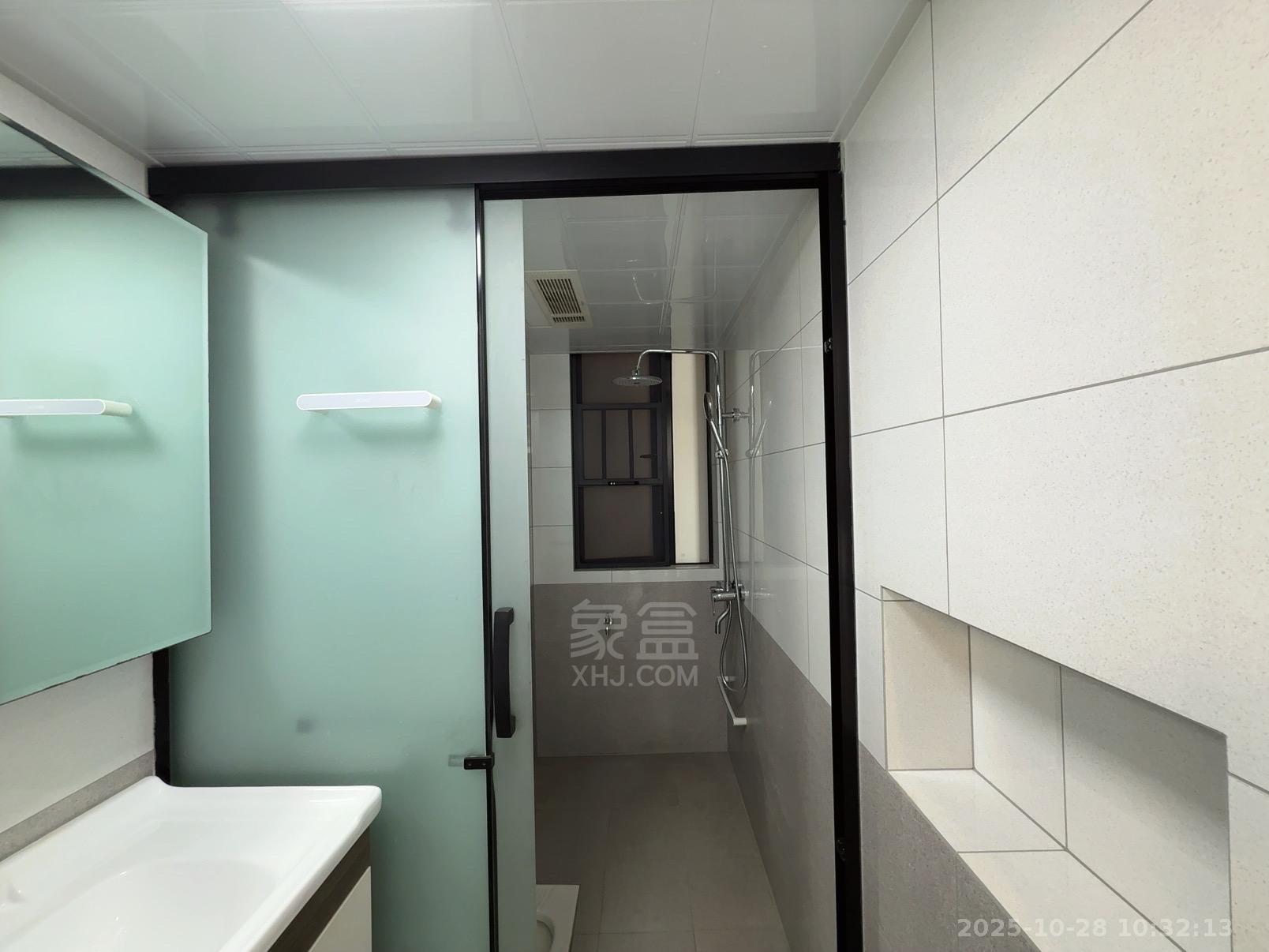 春藤小镇  2室2厅1卫    1800.0元/月室内图