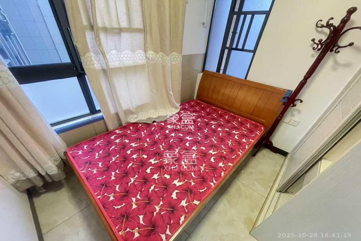 天鸿天府(天鸿中央大院) 2室1厅1卫 2100.0元/月 天鸿天府(天鸿中央大院) 2室1厅1卫 2100.0元/月室内图