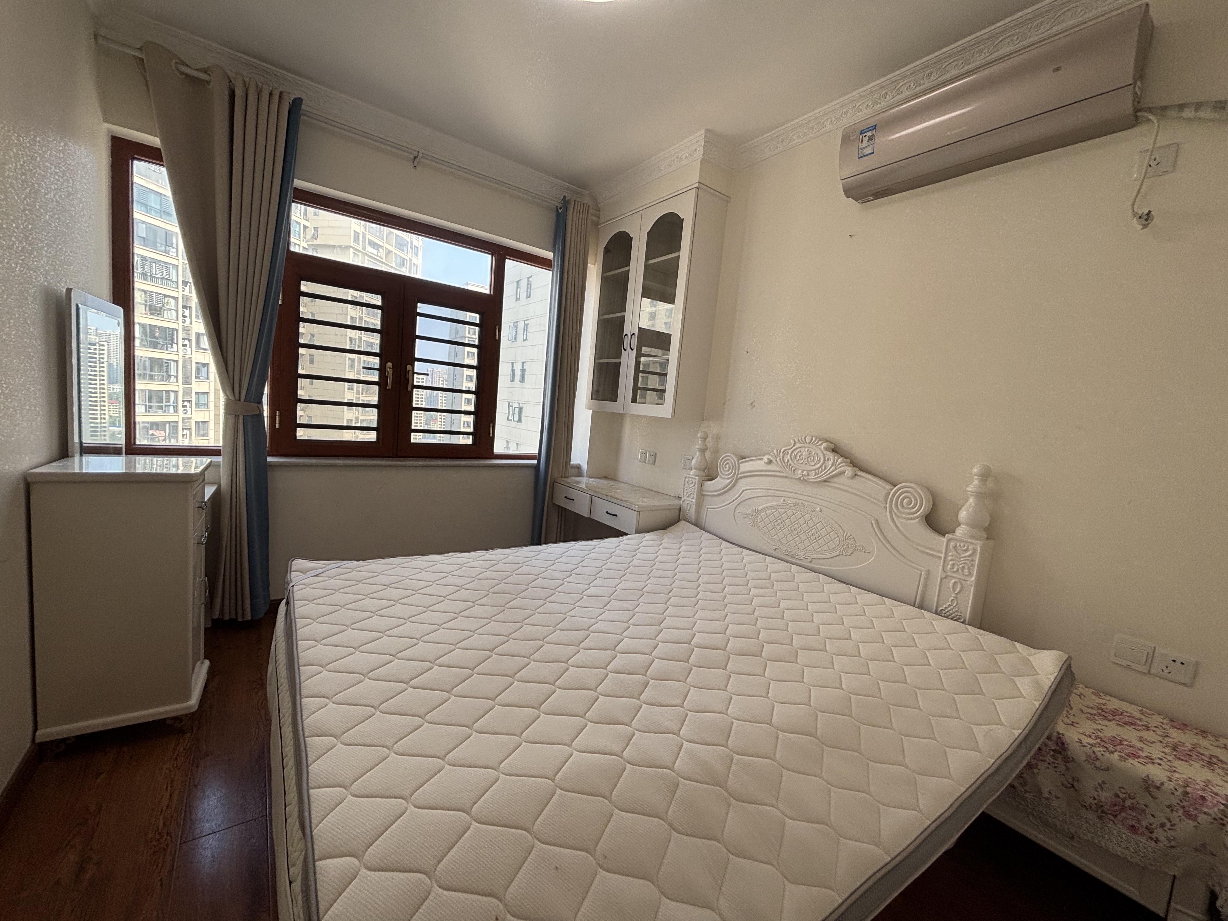 五江碧桂园城市广场 4室0厅0卫 2600.0元/月 五江碧桂园城市广场 4室0厅0卫 2600.0元/月室内图