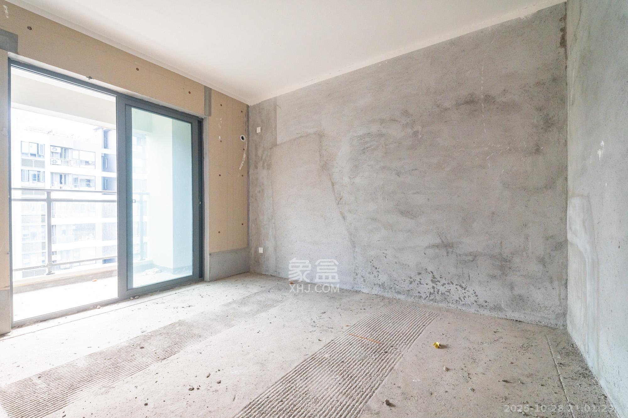 金辉优步星樾  4室2厅2卫    109.5万 金辉优步星樾  4室2厅2卫    109.5万其他