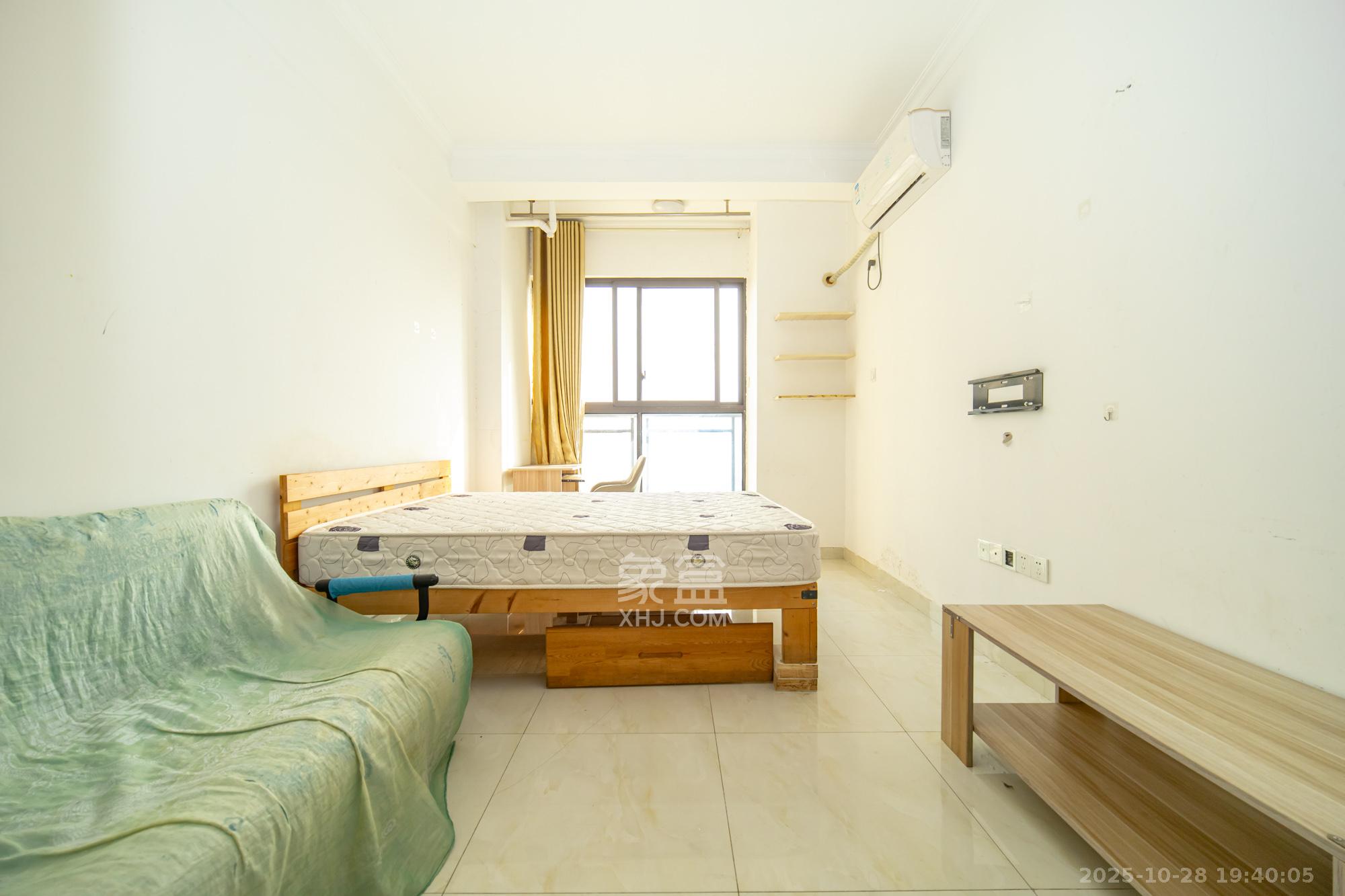 金科时代中心  1室1厅1卫    12.0万