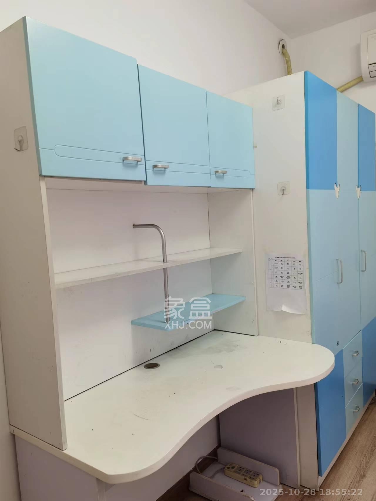 华润凤凰城二期  3室2厅1卫    2100.0元/月 华润凤凰城二期  3室2厅1卫    2100.0元/月室内图