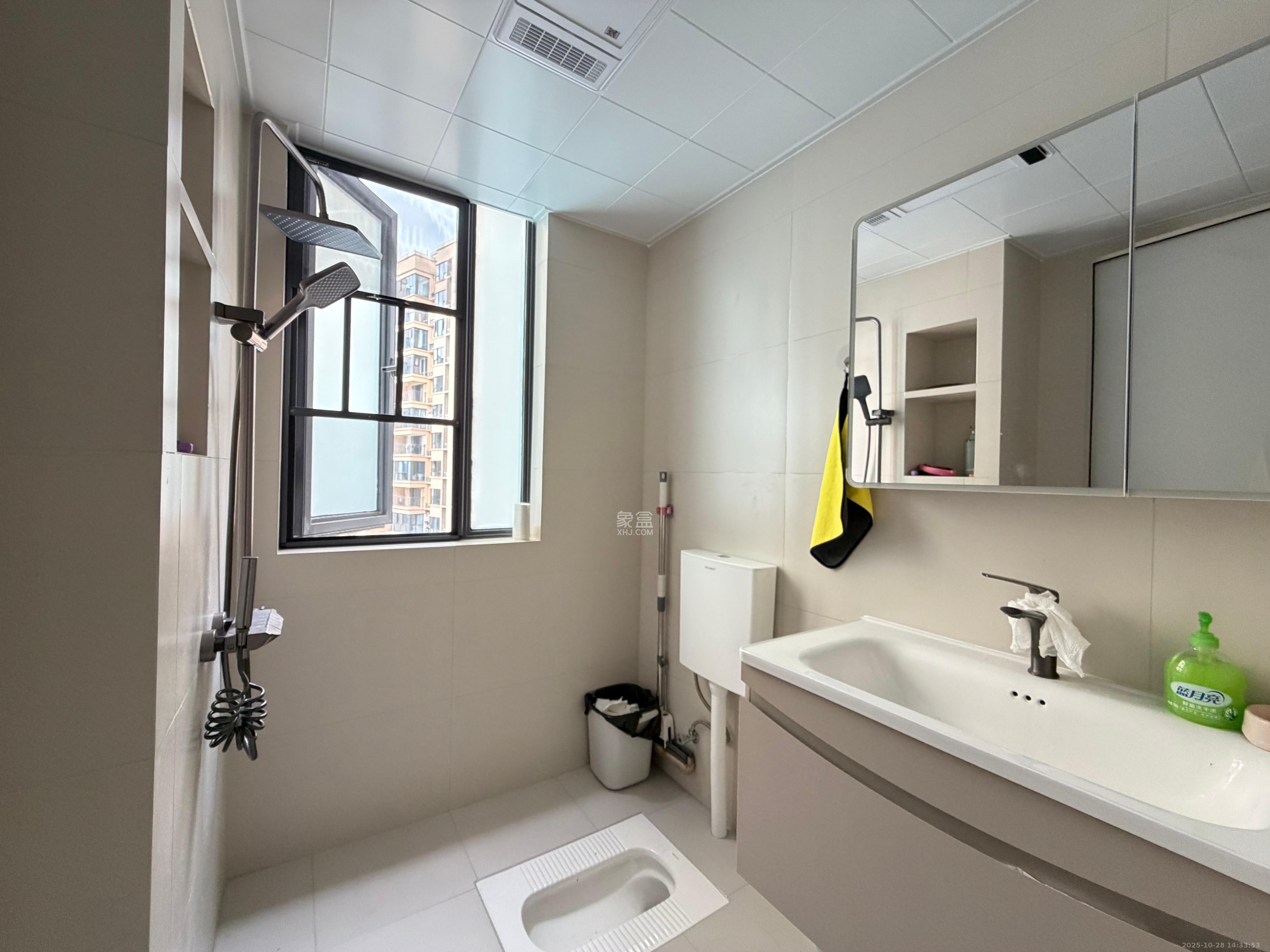 岭福家苑(天心佳苑)  2室1厅1卫    3000.0元/月 岭福家苑(天心佳苑)  2室1厅1卫    3000.0元/月室内图