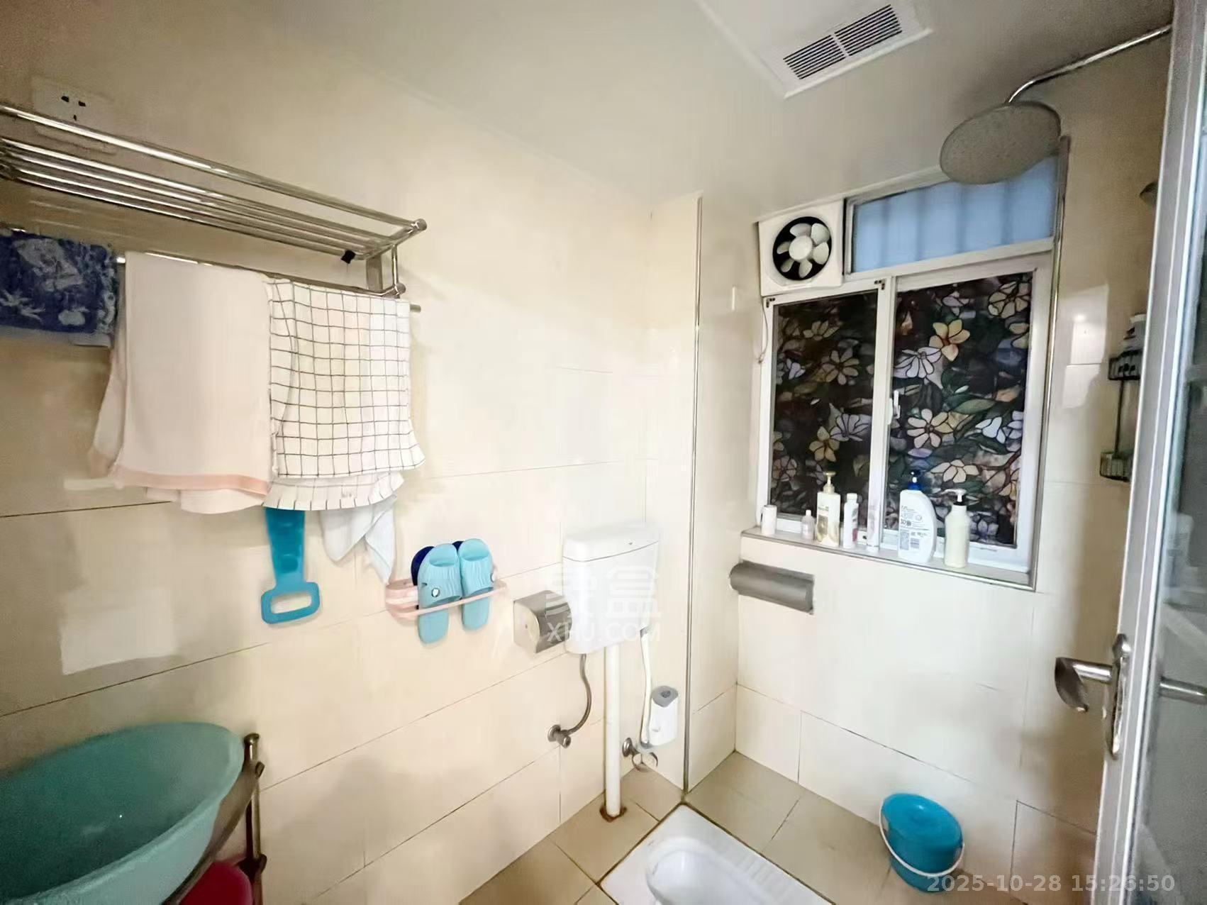 恩瑞麓山名园（龙王港小区）  2室2厅1卫    1500.0元/月室内图