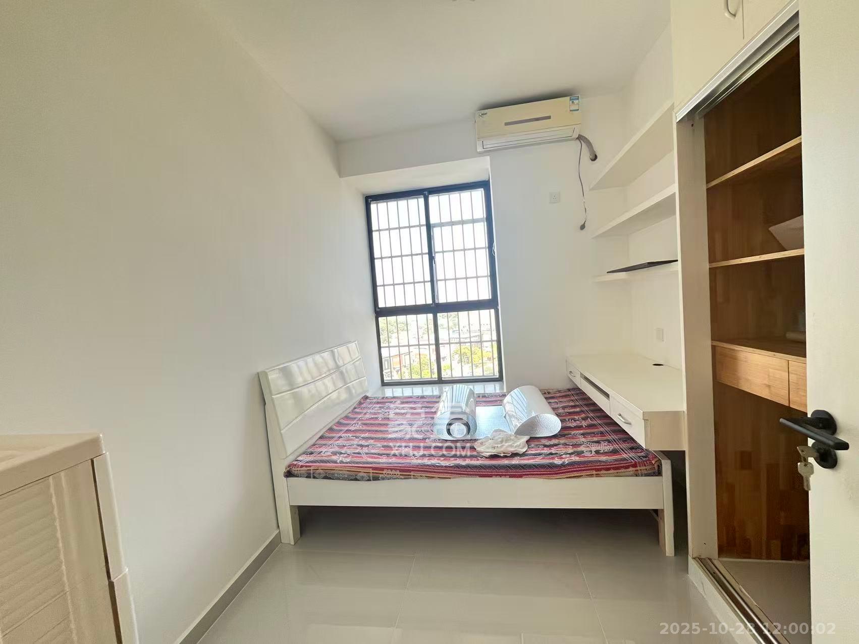 星城福邸(雄天朗郡)  3室2厅2卫    2200.0元/月 星城福邸(雄天朗郡)  3室2厅2卫    2200.0元/月室内图