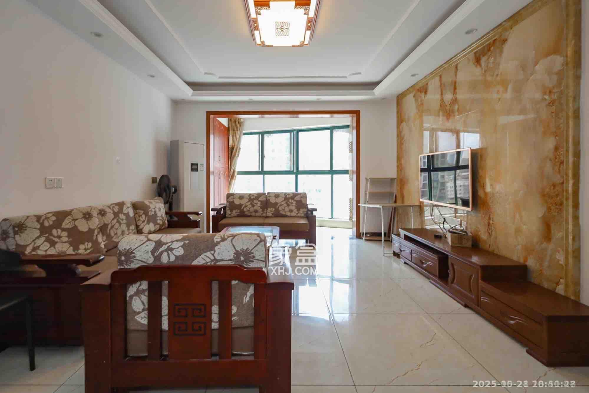 湖韵佳苑 3室2厅2卫 3600.0元/月 湖韵佳苑 3室2厅2卫 3600.0元/月室内图