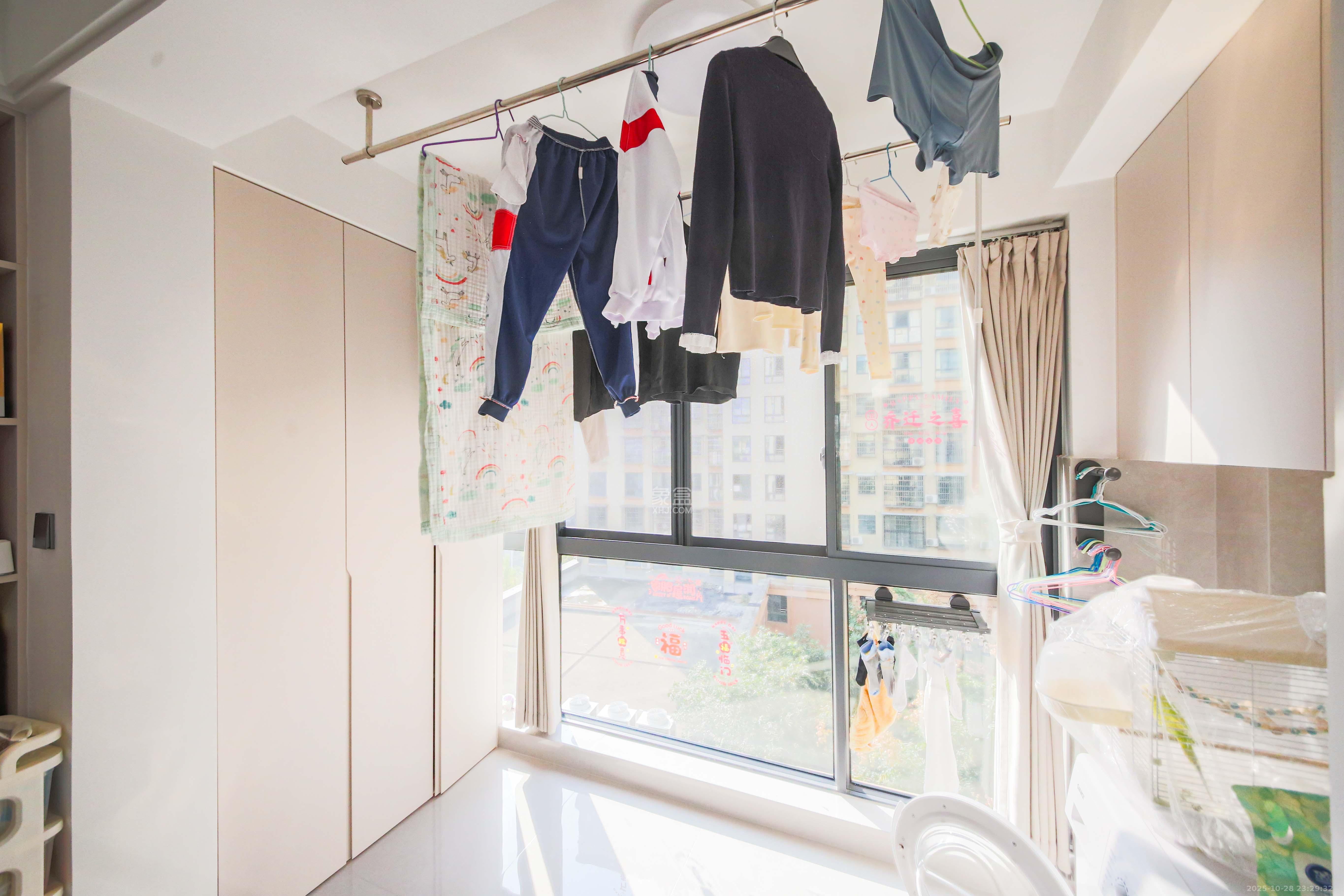 安泰嘉园（湘府邻伴）  3室2厅1卫    109.0万阳台