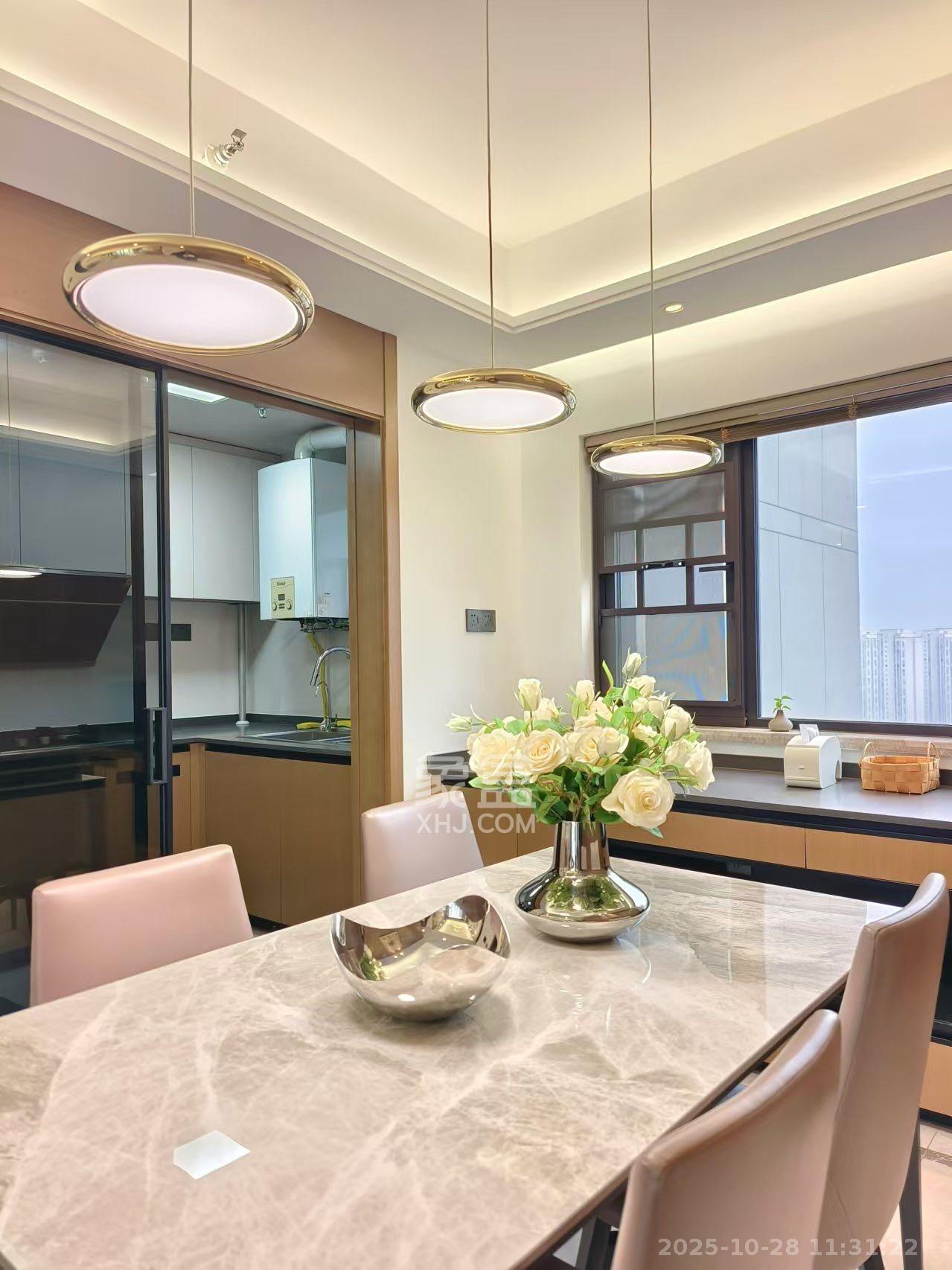 万科里金域国际 4室2厅2卫 7800.0元/月 万科里金域国际 4室2厅2卫 7800.0元/月室内图