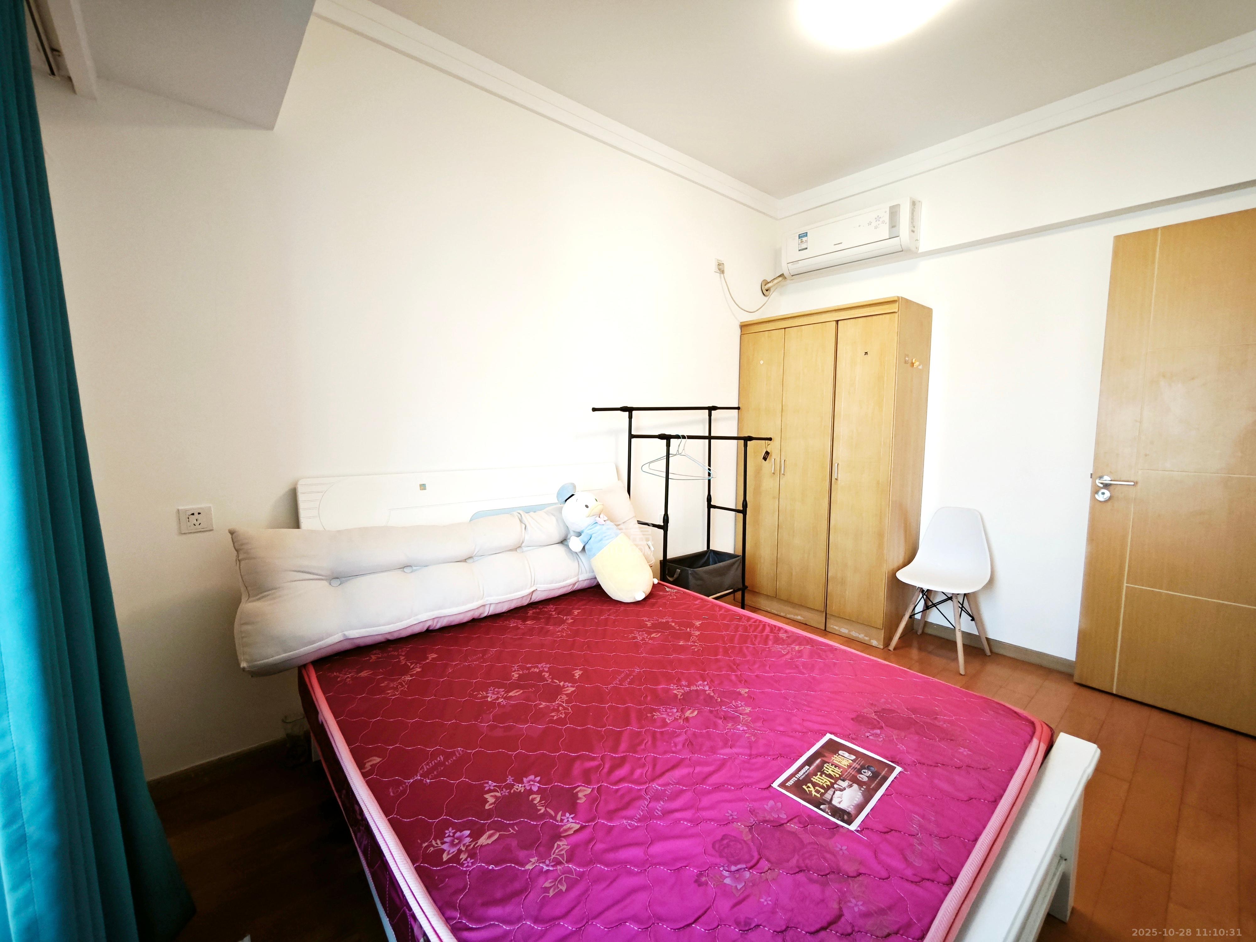 珠江花城四期花盛  2室2厅1卫    2200.0元/月 珠江花城四期花盛  2室2厅1卫    2200.0元/月室内图