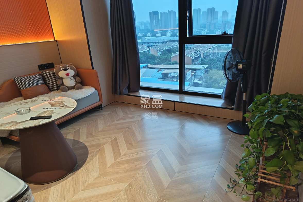 臻园 1室1厅1卫 1600.0元/月 臻园 1室1厅1卫 1600.0元/月室内图