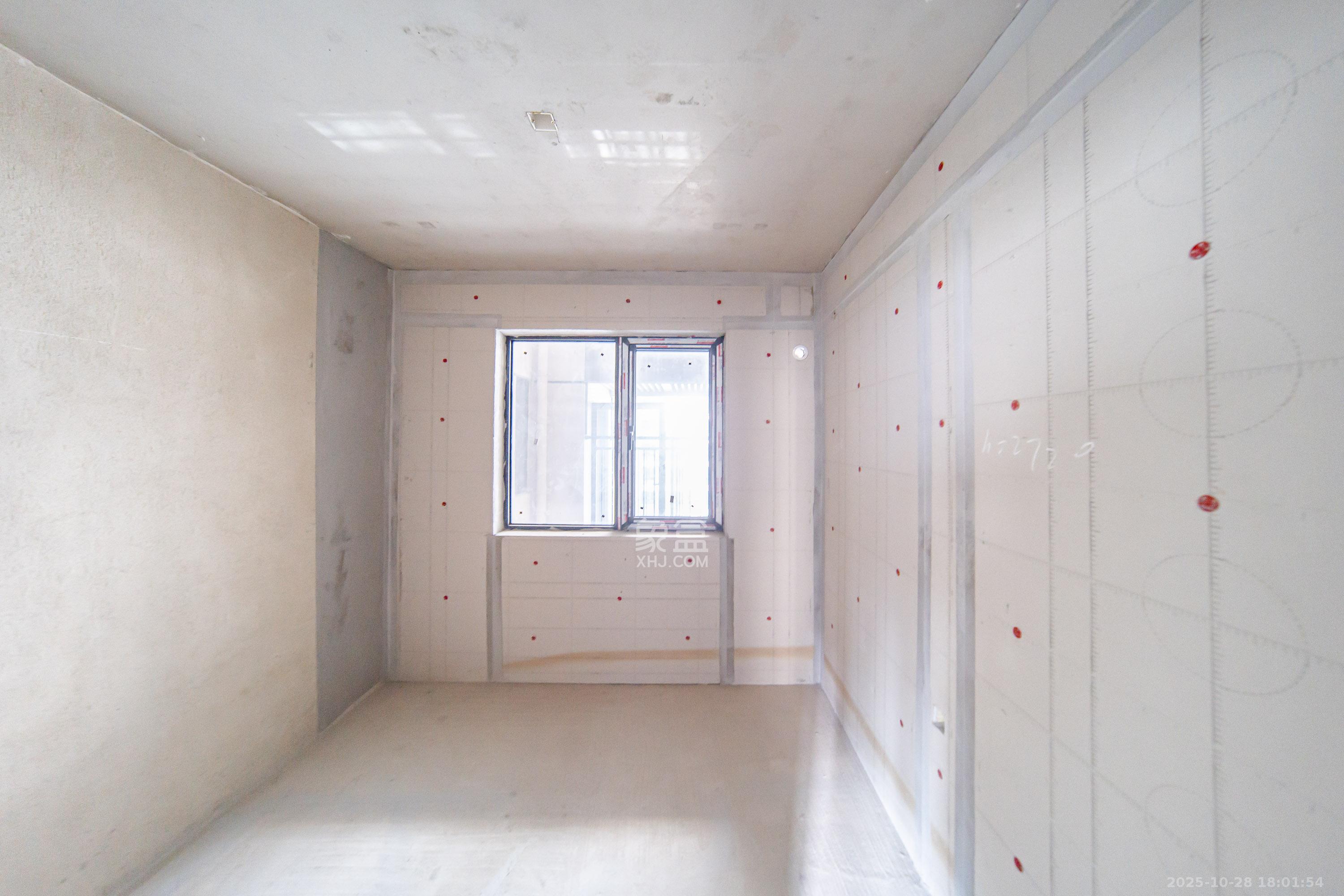 城发恒伟洋湖映2009 4室2厅2卫 140.0万 城发恒伟洋湖映2009 4室2厅2卫 140.0万卧室