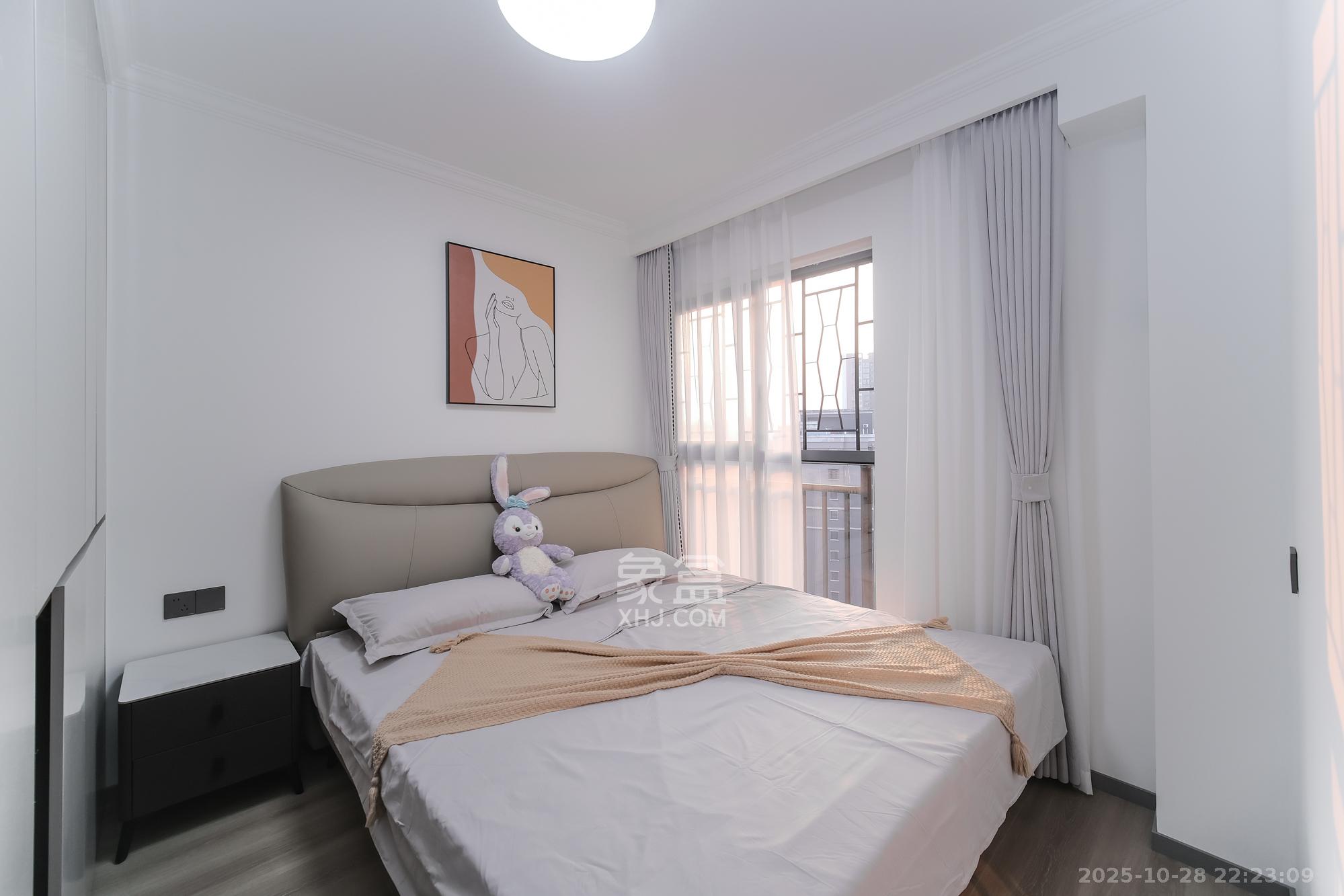 三一街区  3室2厅1卫    59.8万卧室