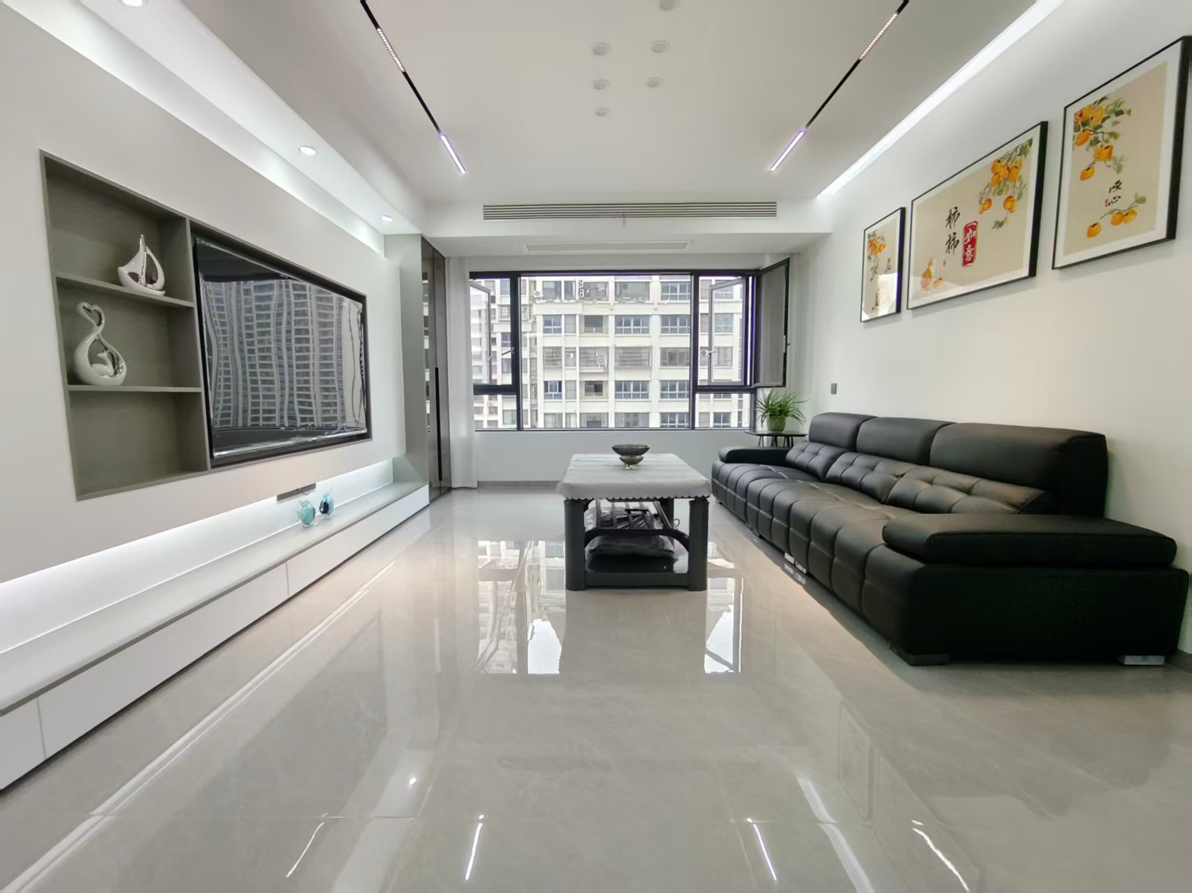 西郡佳园  4室2厅2卫    76.8万 西郡佳园  4室2厅2卫    76.8万室内图