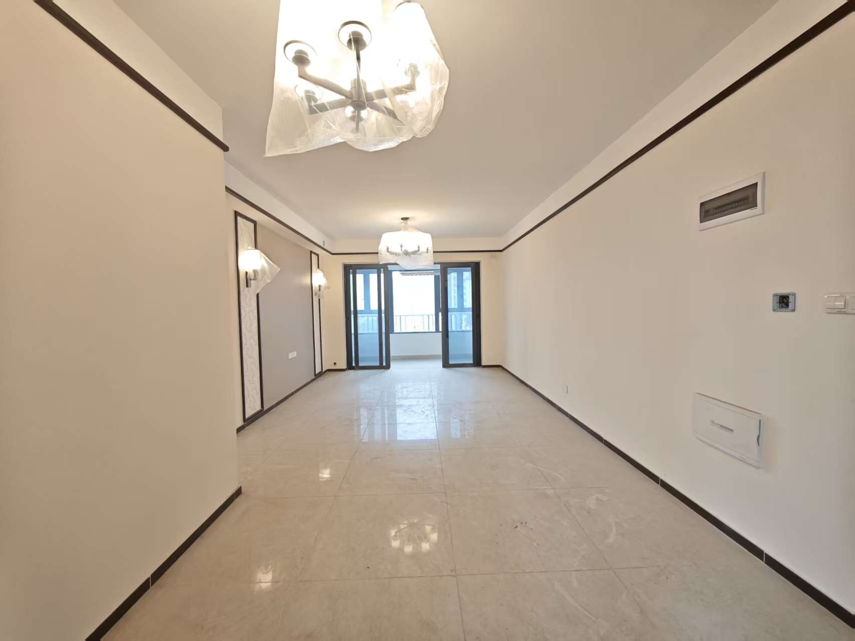 株洲恒大悦珑台 3室2厅2卫 97.0万 株洲恒大悦珑台 3室2厅2卫 97.0万室内图