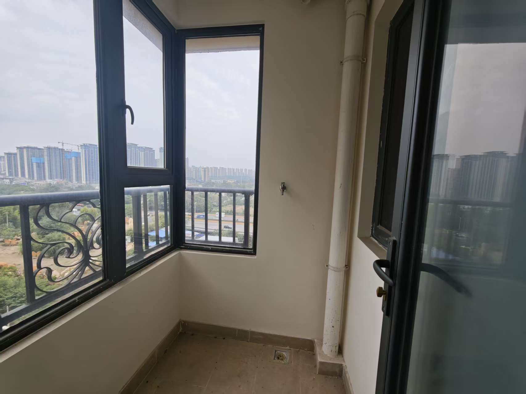 株洲恒大悦珑台 3室2厅2卫 97.0万 株洲恒大悦珑台 3室2厅2卫 97.0万室内图