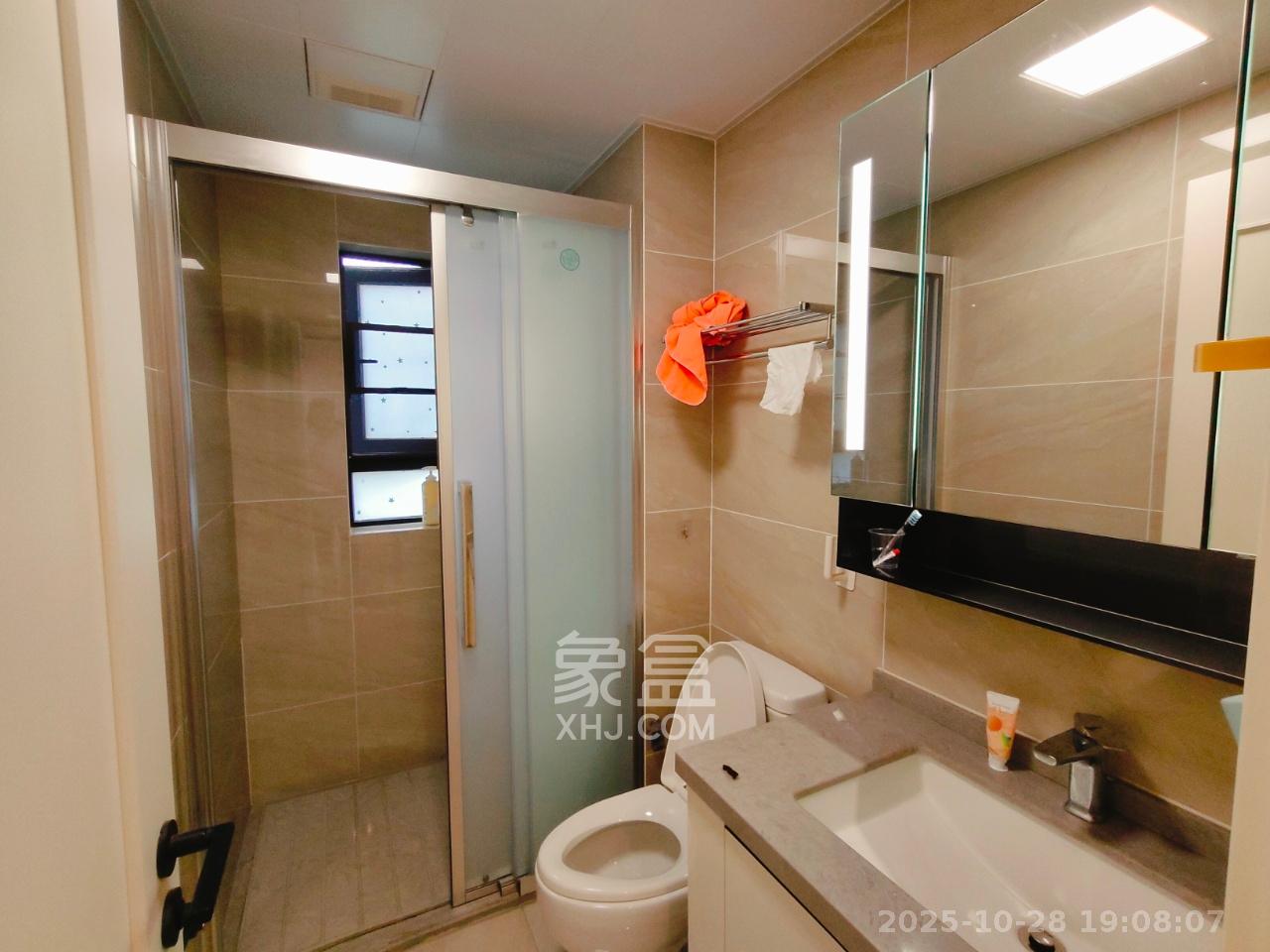 万科金色梦想B区  3室2厅2卫    3000.0元/月 万科金色梦想B区  3室2厅2卫    3000.0元/月室内图